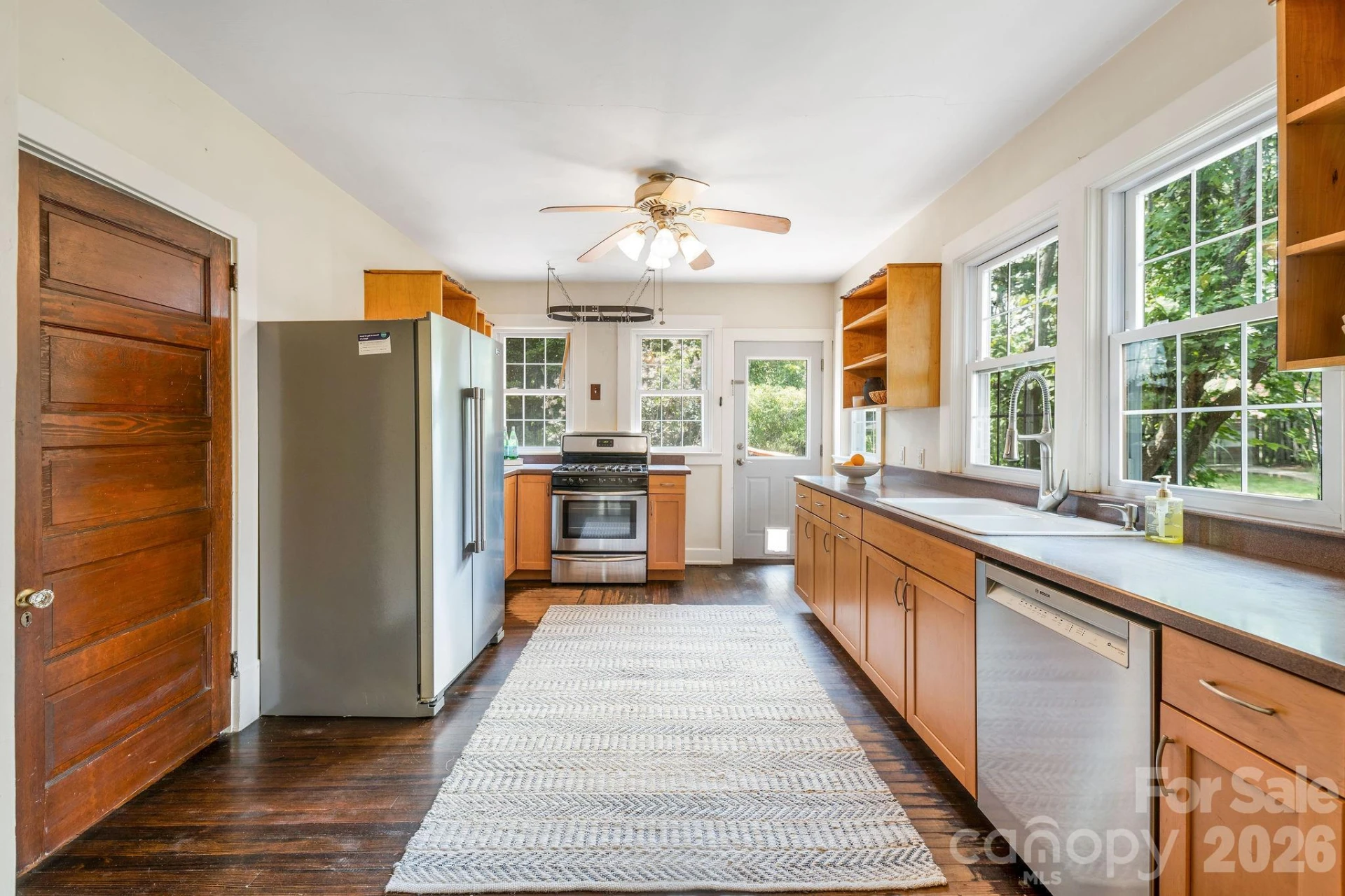33 Fairfax Avenue - Photo 15