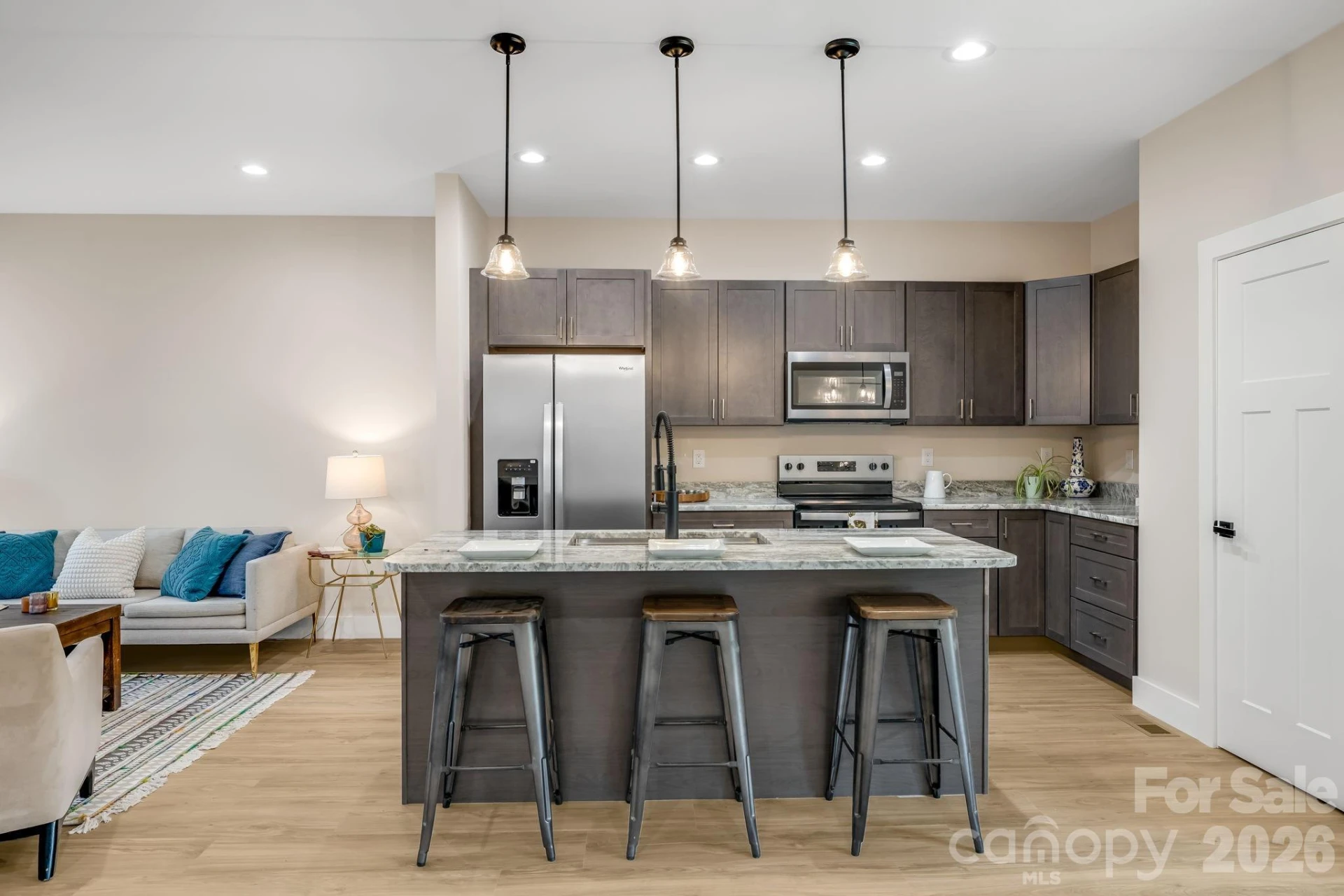 91 Winston Avenue - Photo 12