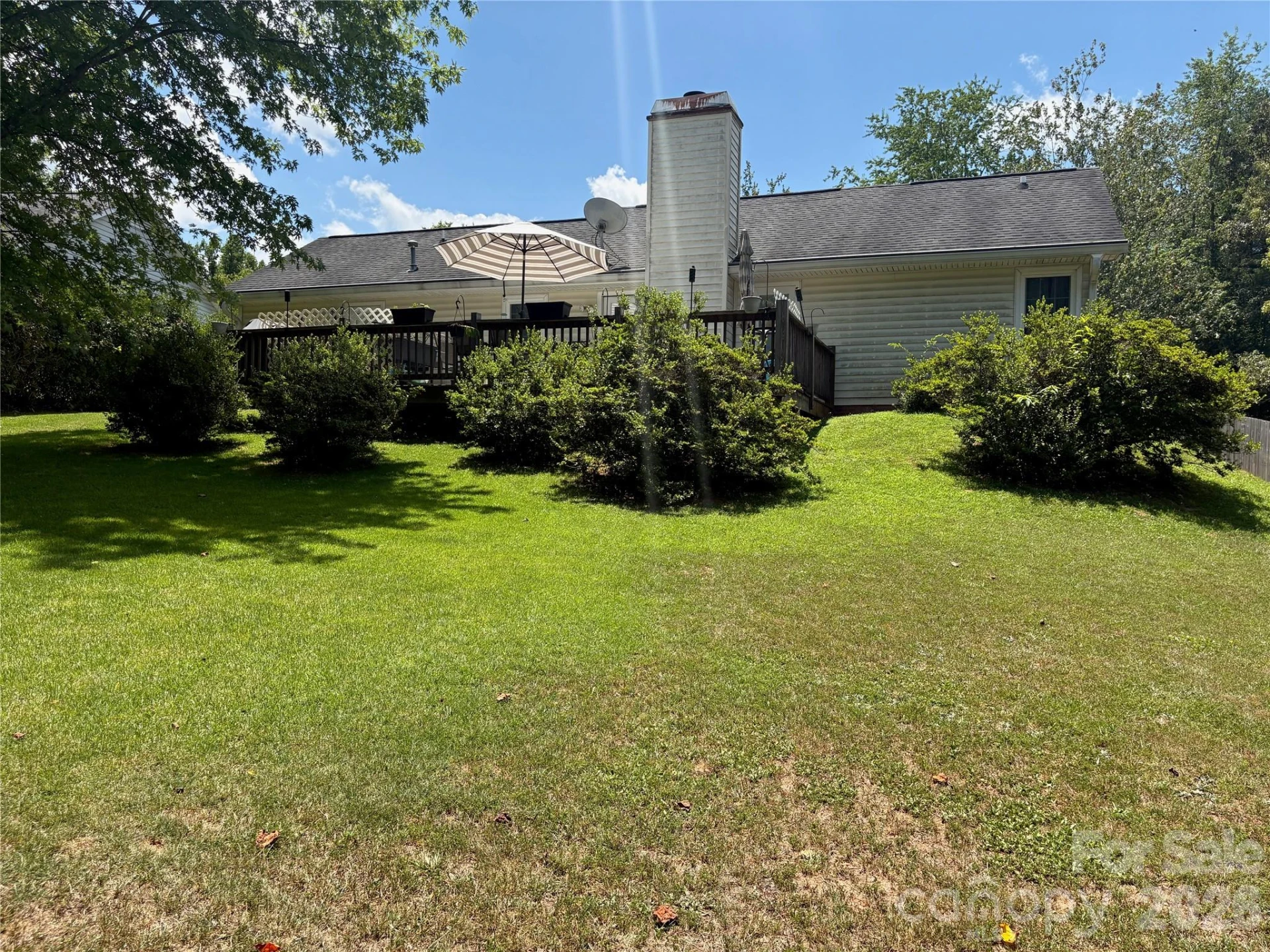 64 Mount Carmel Drive - Photo 2