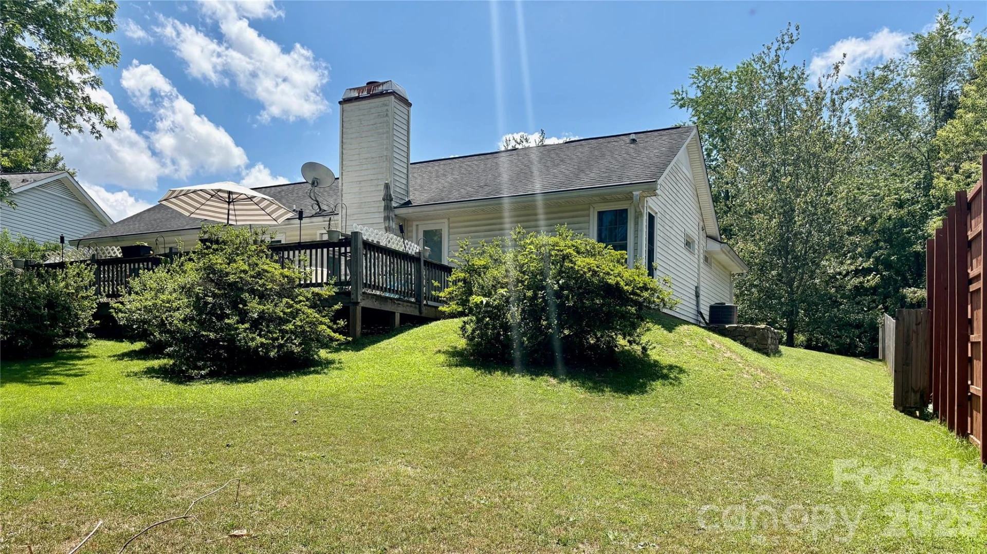 64 Mount Carmel Drive - Photo 3