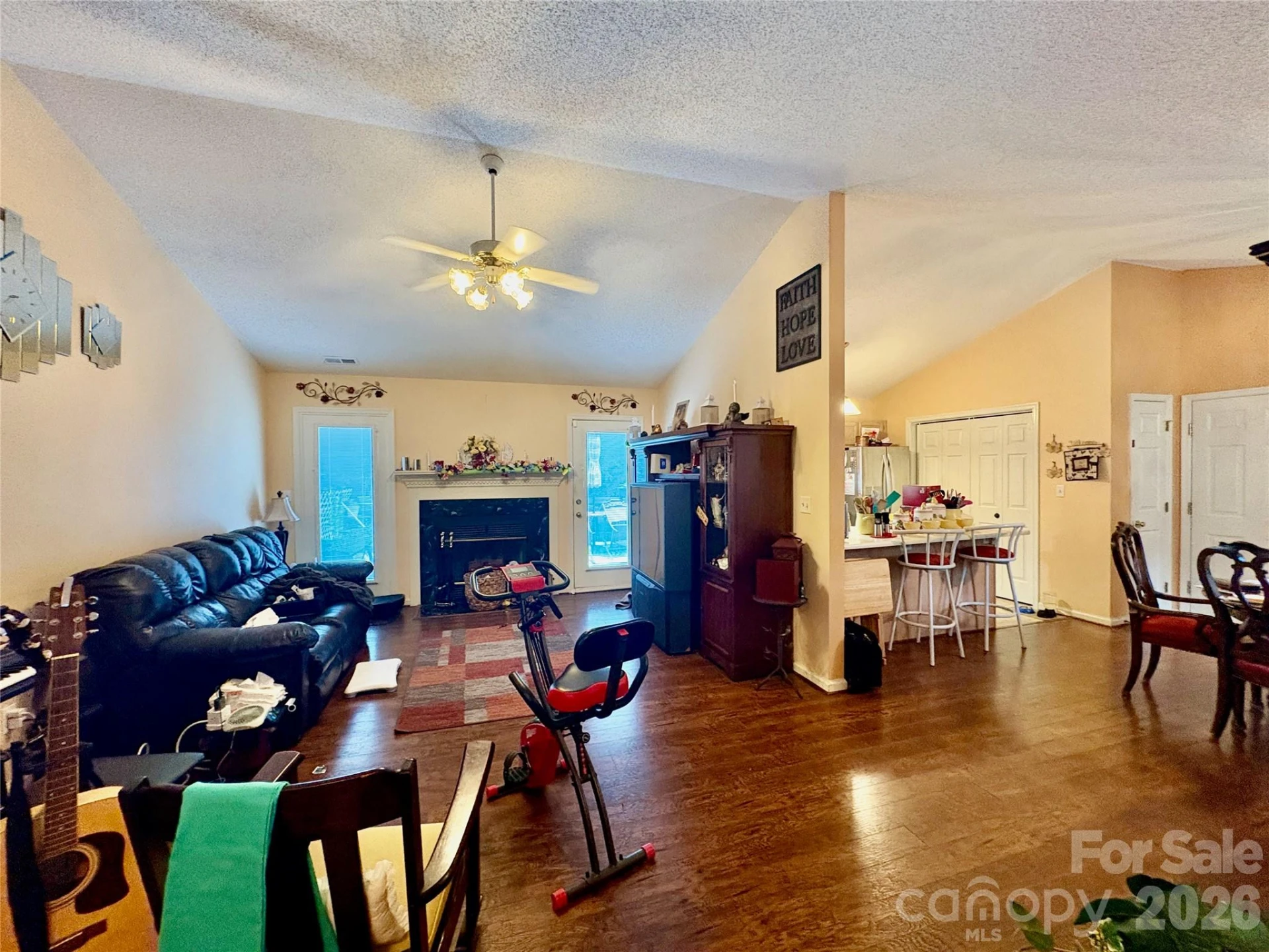 64 Mount Carmel Drive - Photo 5