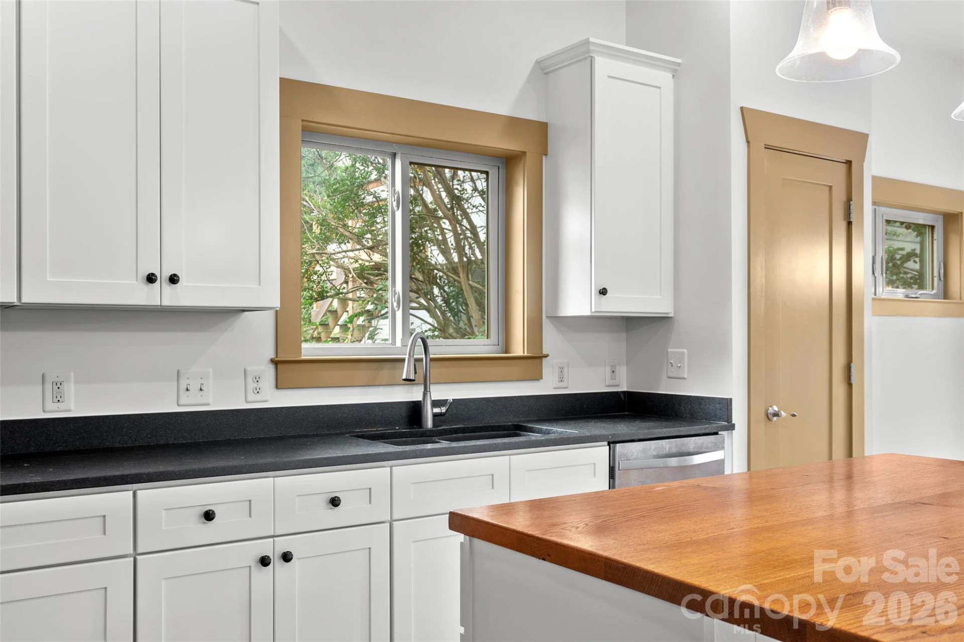 337 Sand Hill Road - Photo 13