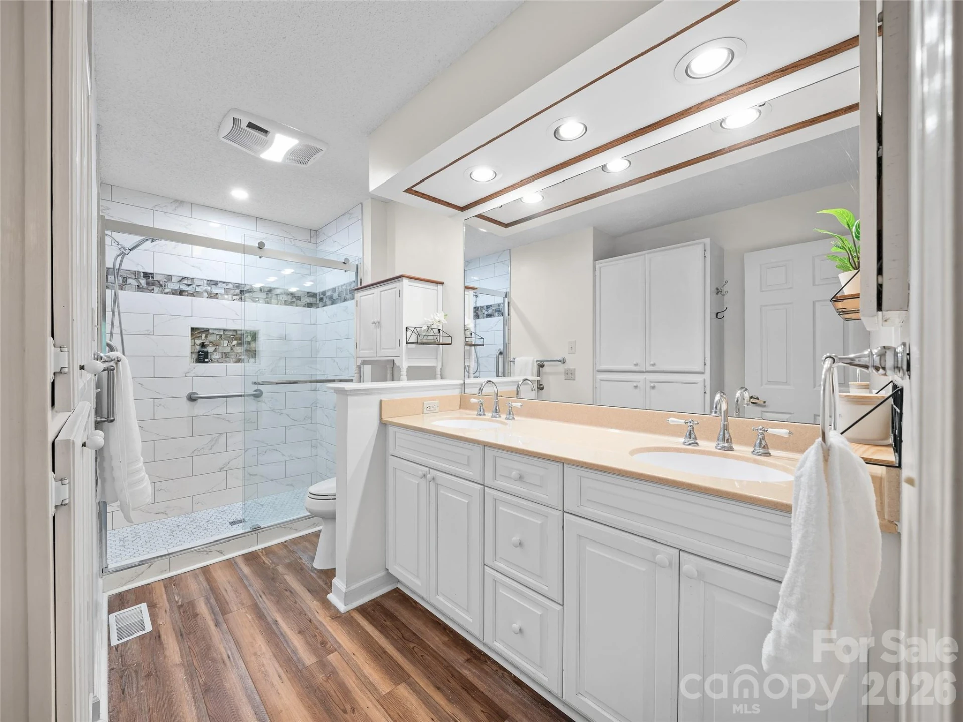 303 White Oak Drive - Photo 16