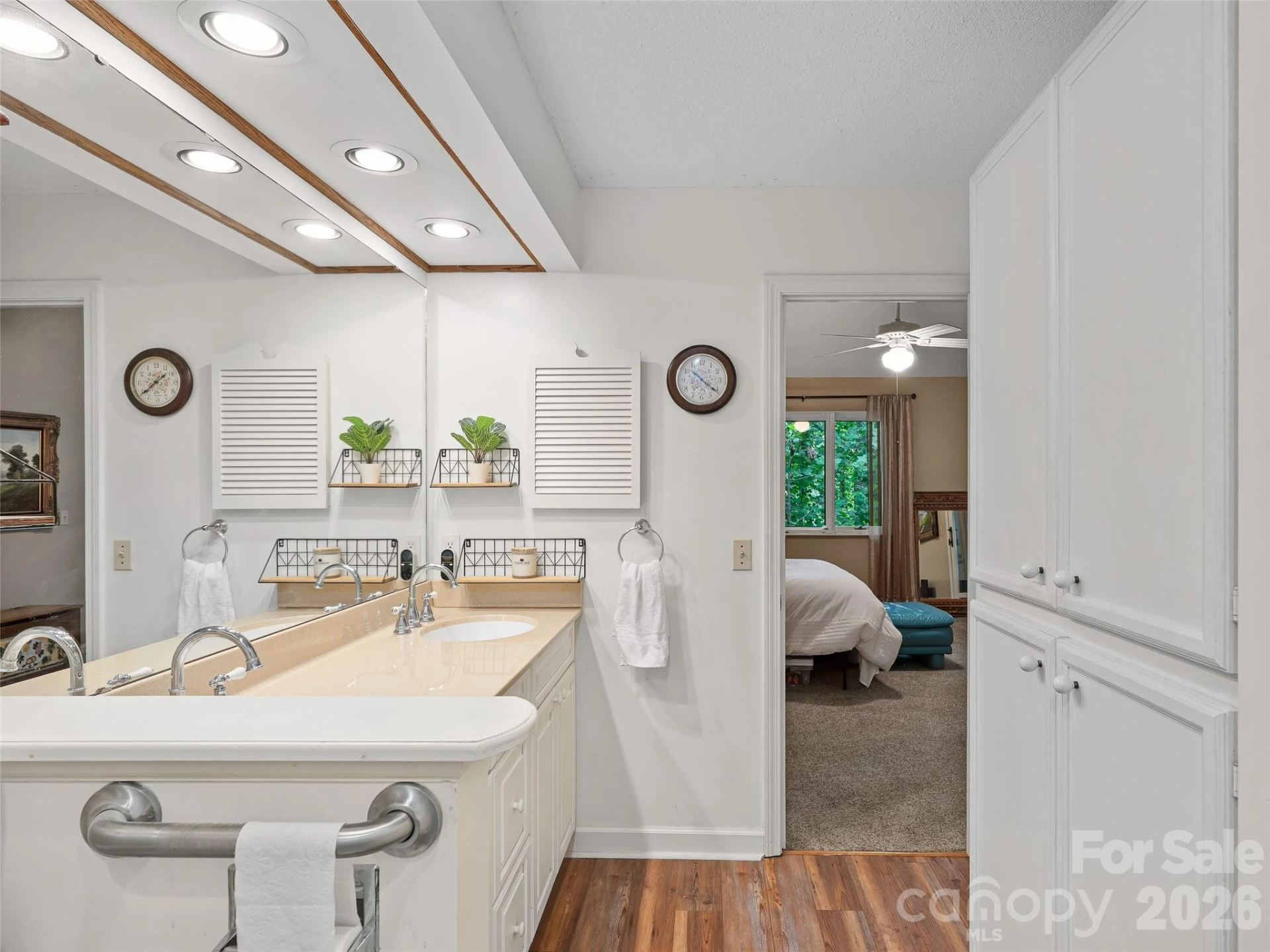303 White Oak Drive - Photo 17