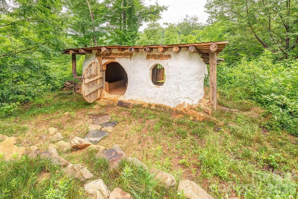 8485 Meadow Fork Road - Photo 29