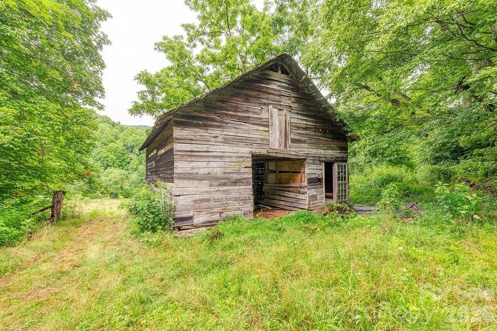 8485 Meadow Fork Road - Photo 33