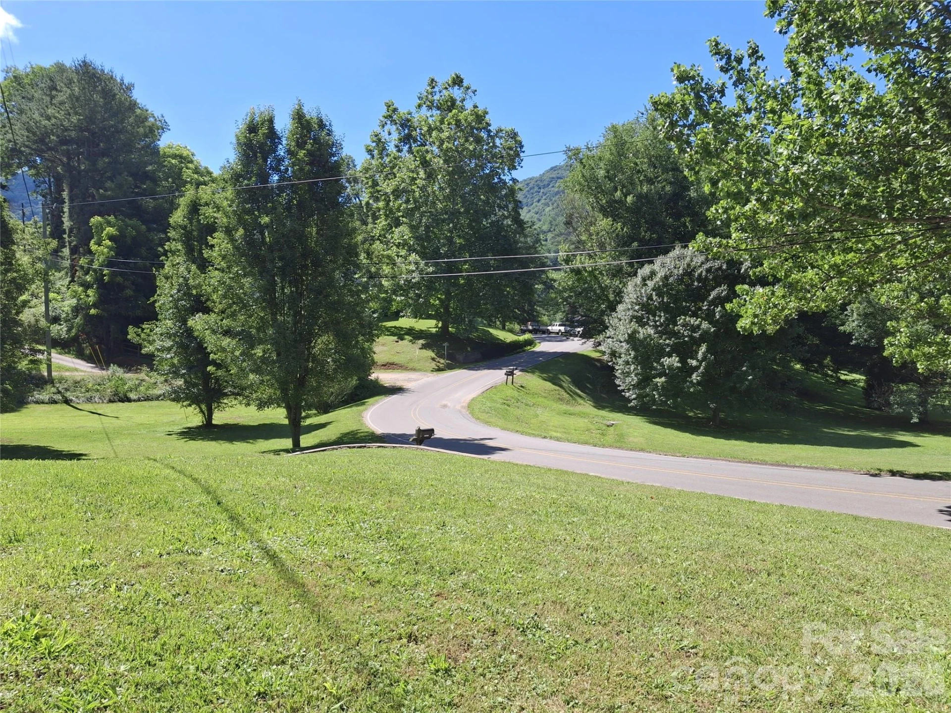 2795 Old Henson Cove Road - Photo 2