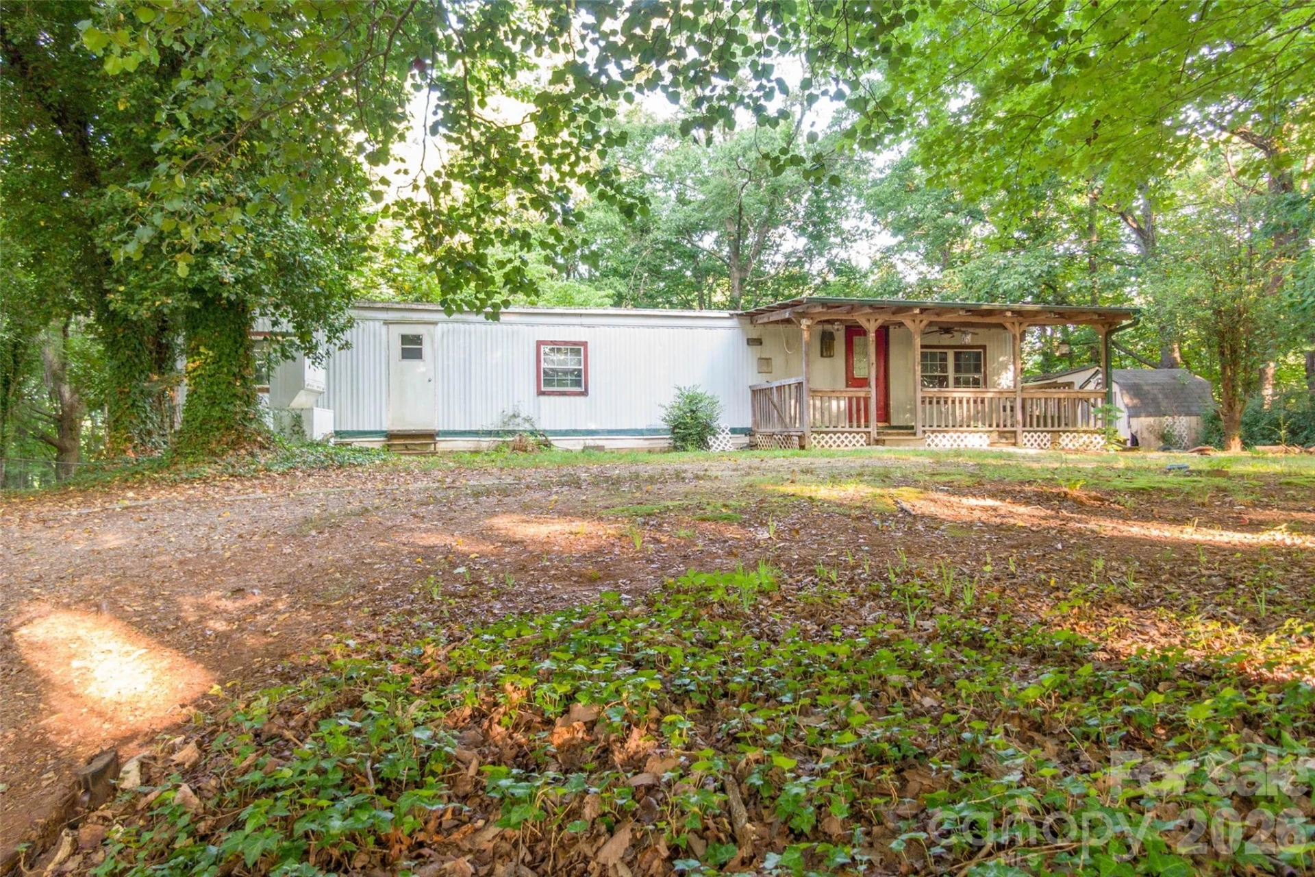 174 Laurel Lane - Photo 2