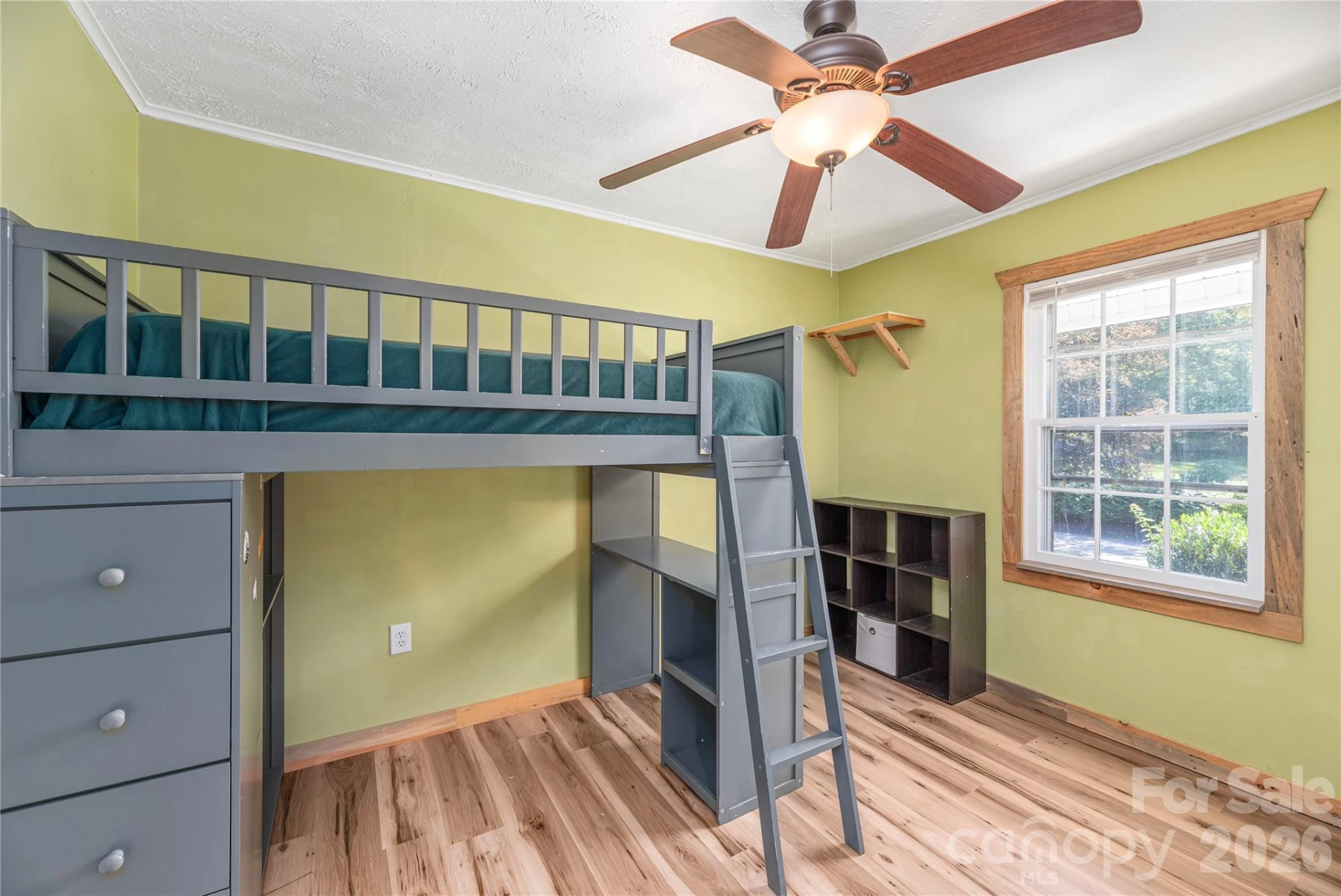 258 Camelot Drive - Photo 15