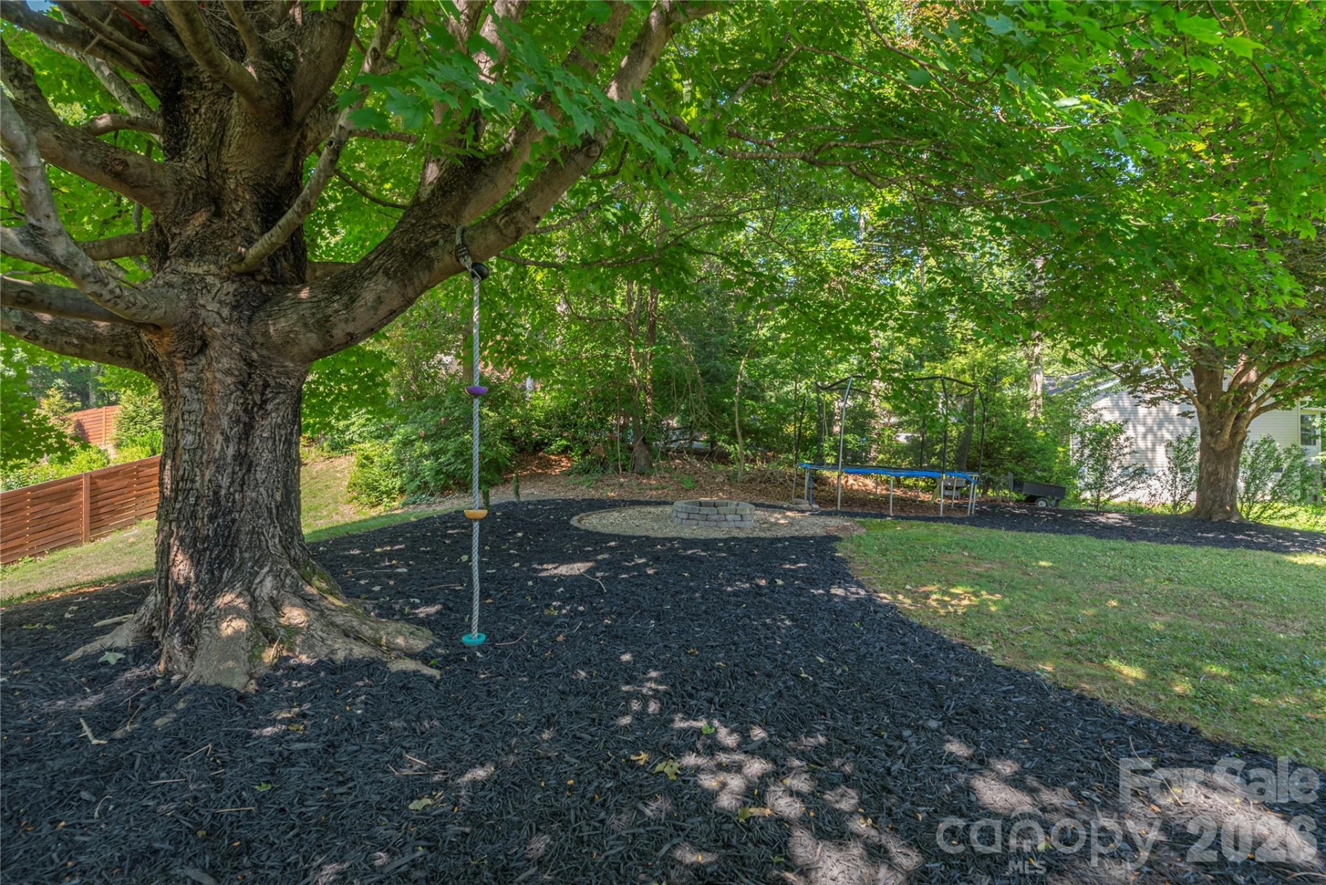 258 Camelot Drive - Photo 25