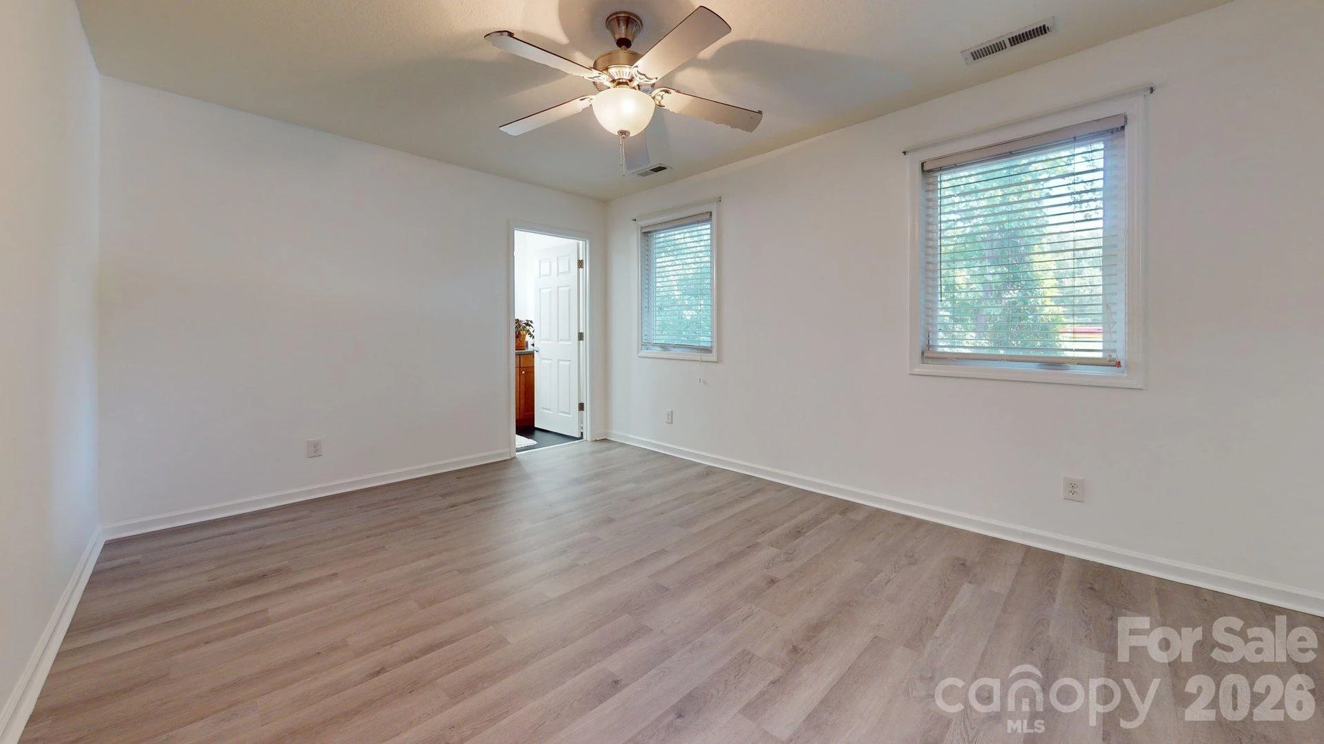 31 English Ivy Road - Photo 13
