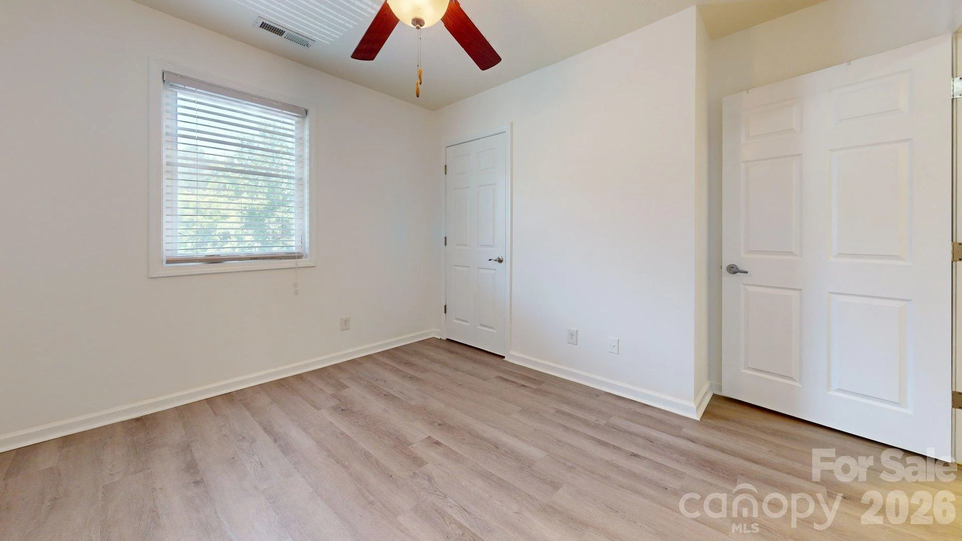 31 English Ivy Road - Photo 16