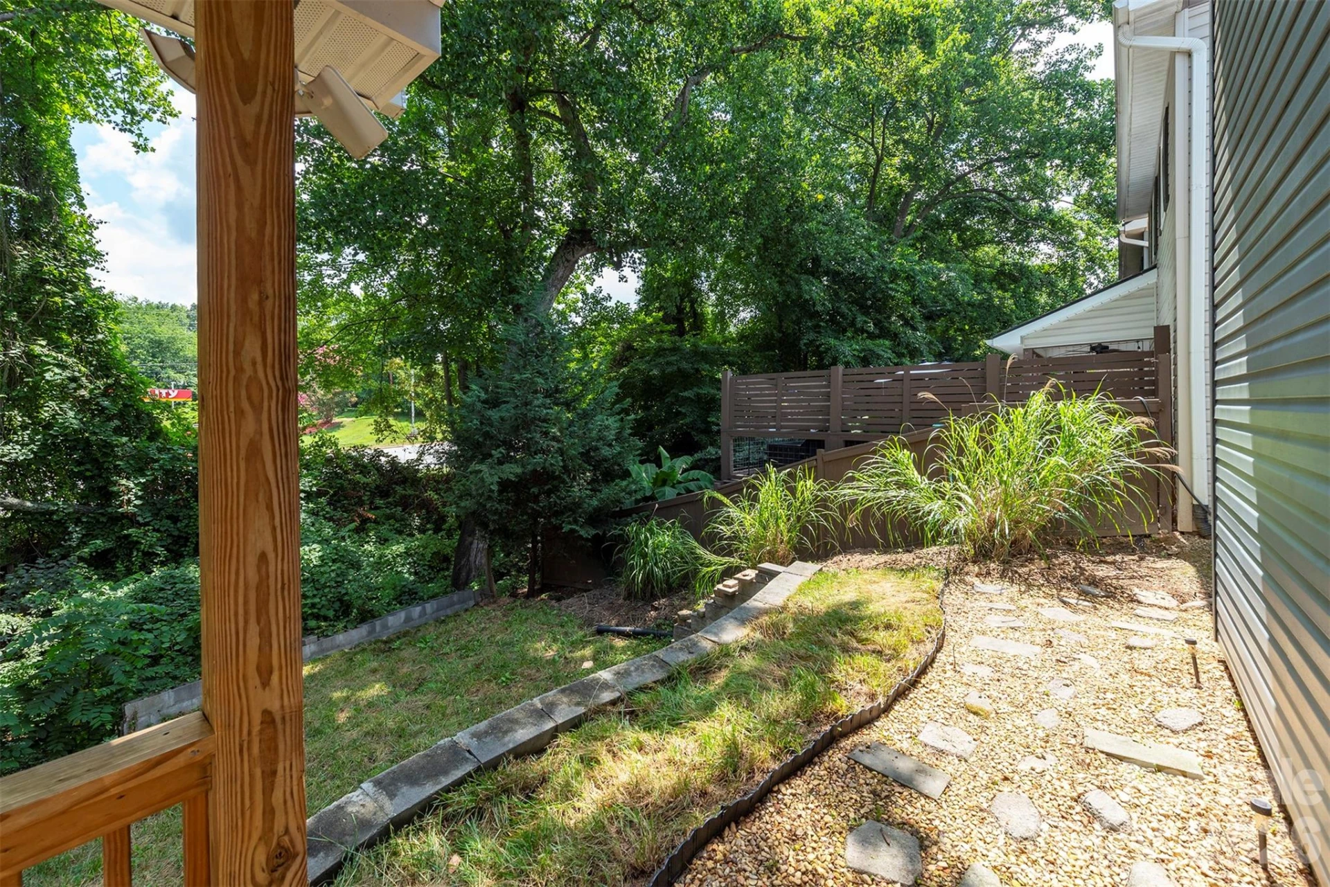 31 English Ivy Road - Photo 22