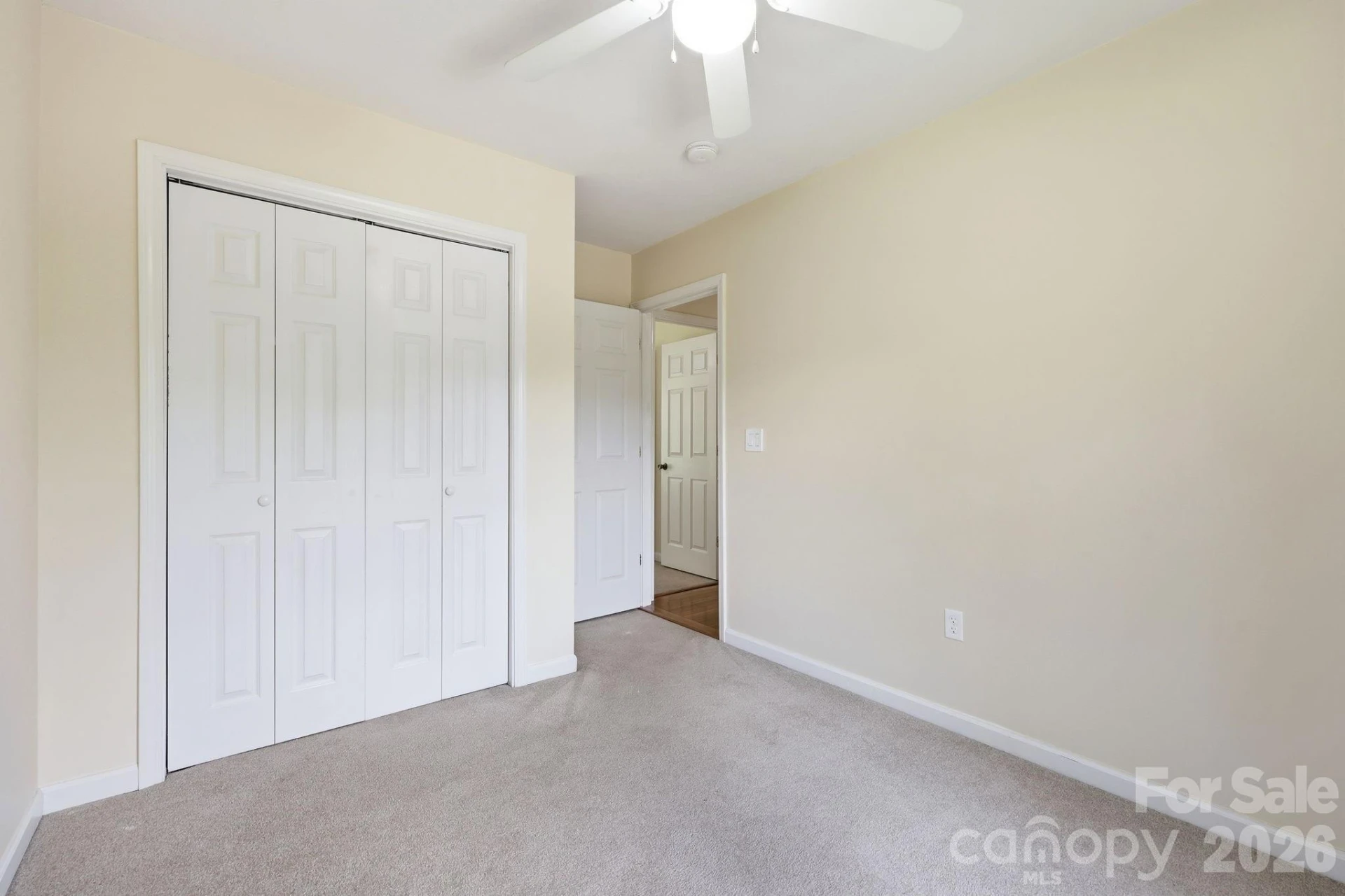 320 Meadowbrook Drive - Photo 15