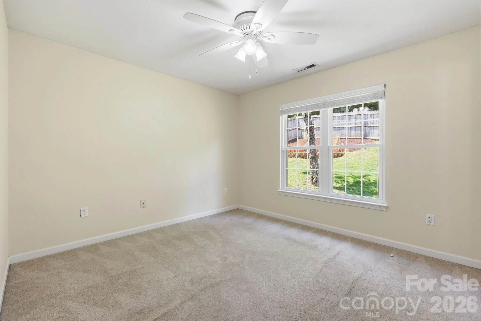 320 Meadowbrook Drive - Photo 16