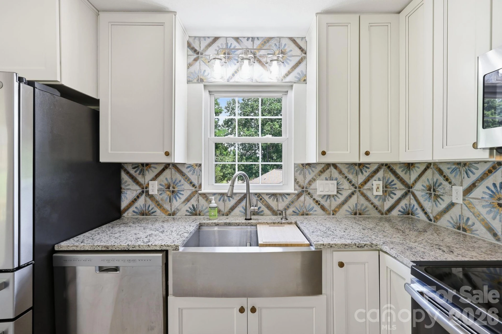 320 Meadowbrook Drive - Photo 9