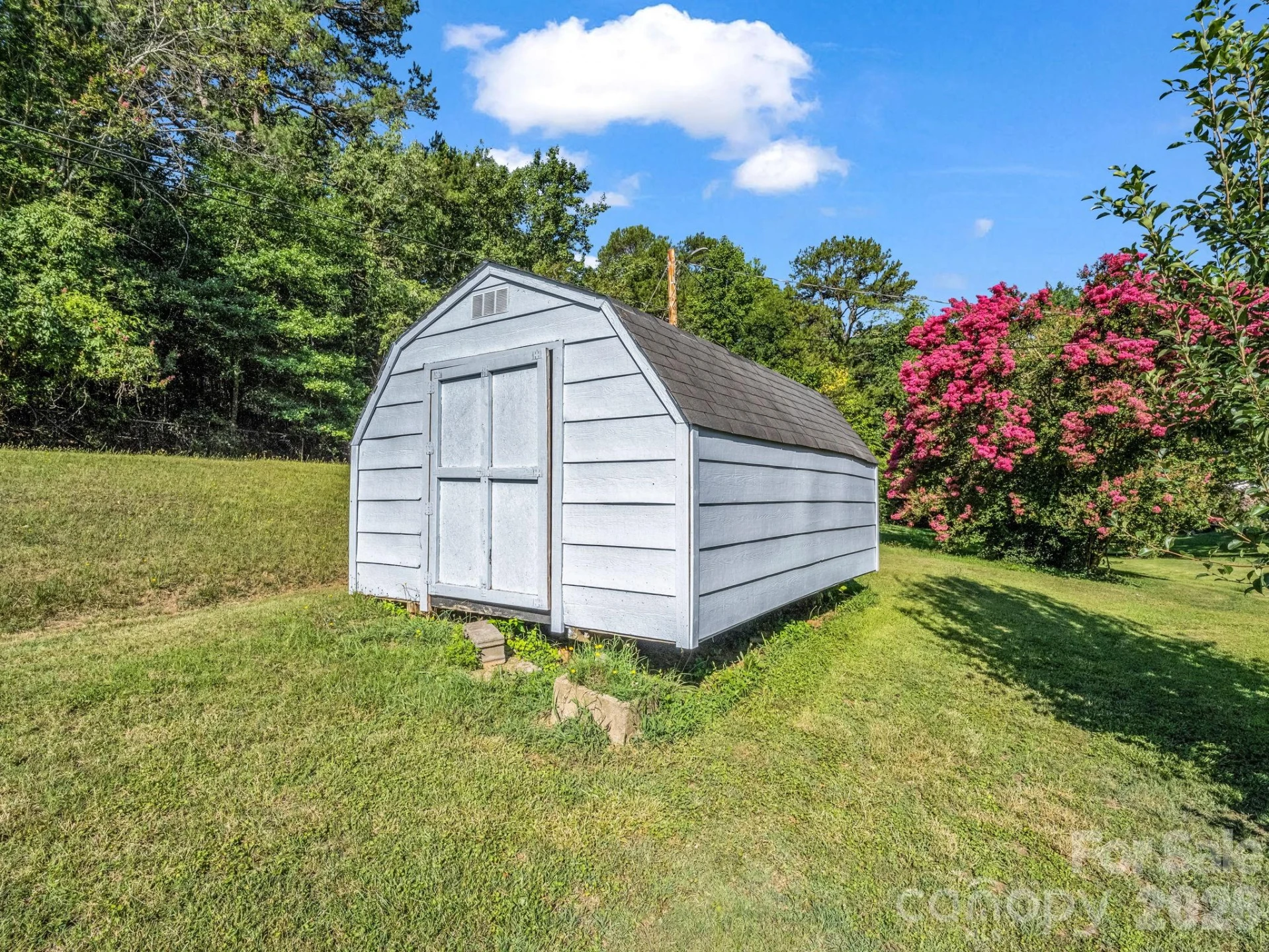 176 Michael Street - Photo 7