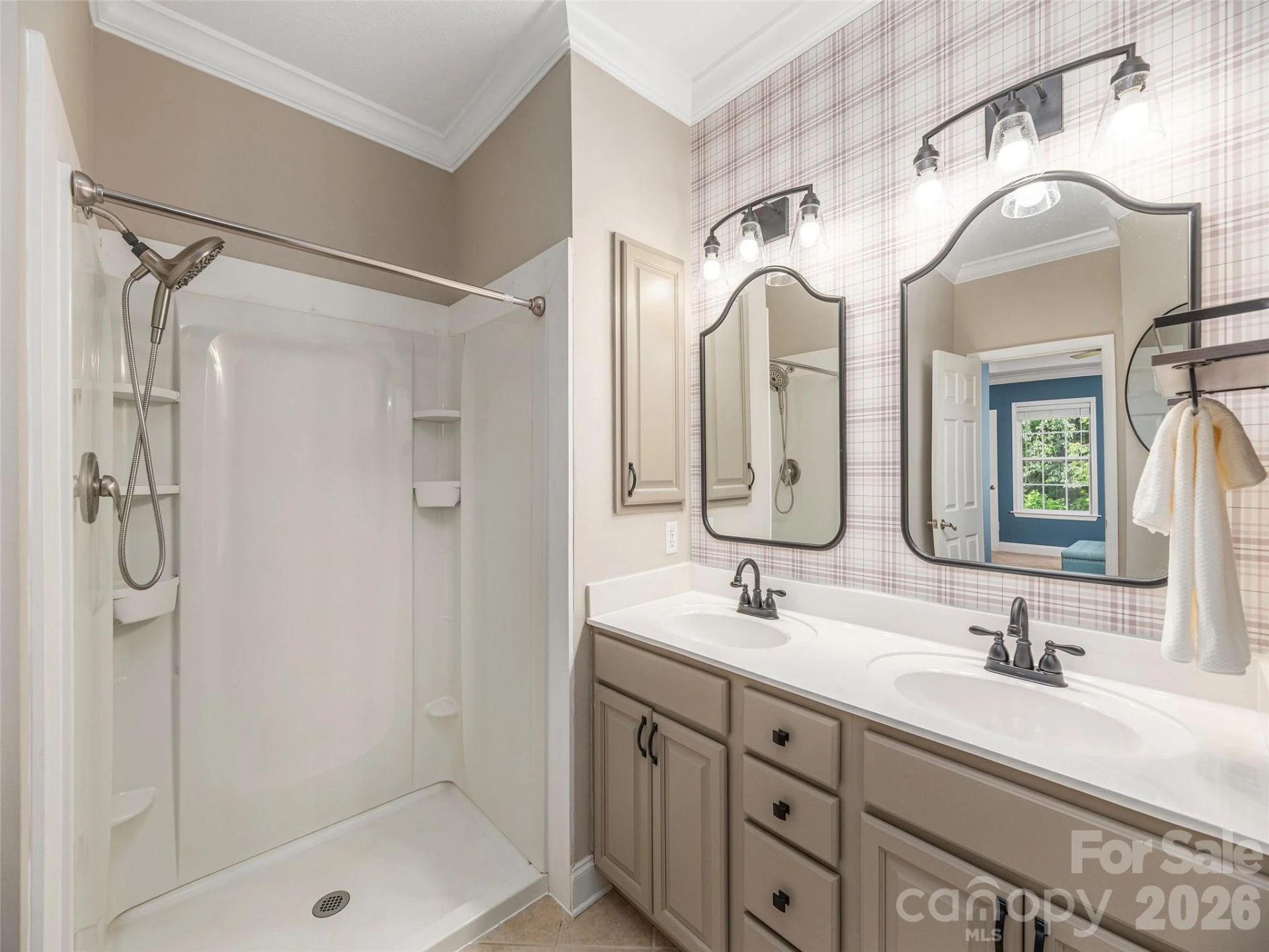 527 East Street - Photo 18