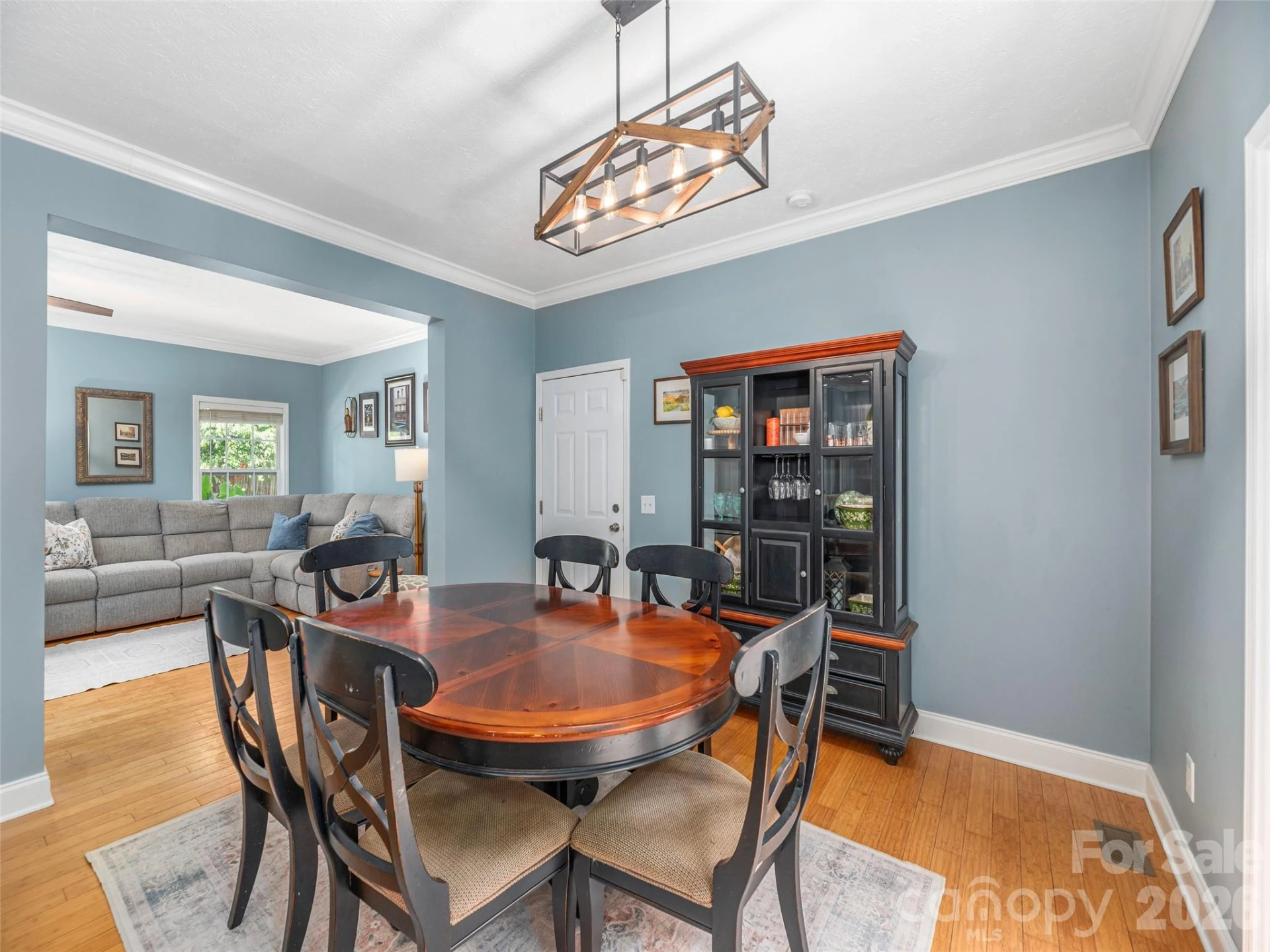 527 East Street - Photo 9