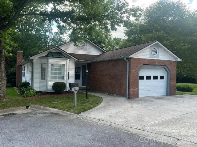 313 Somerton Court