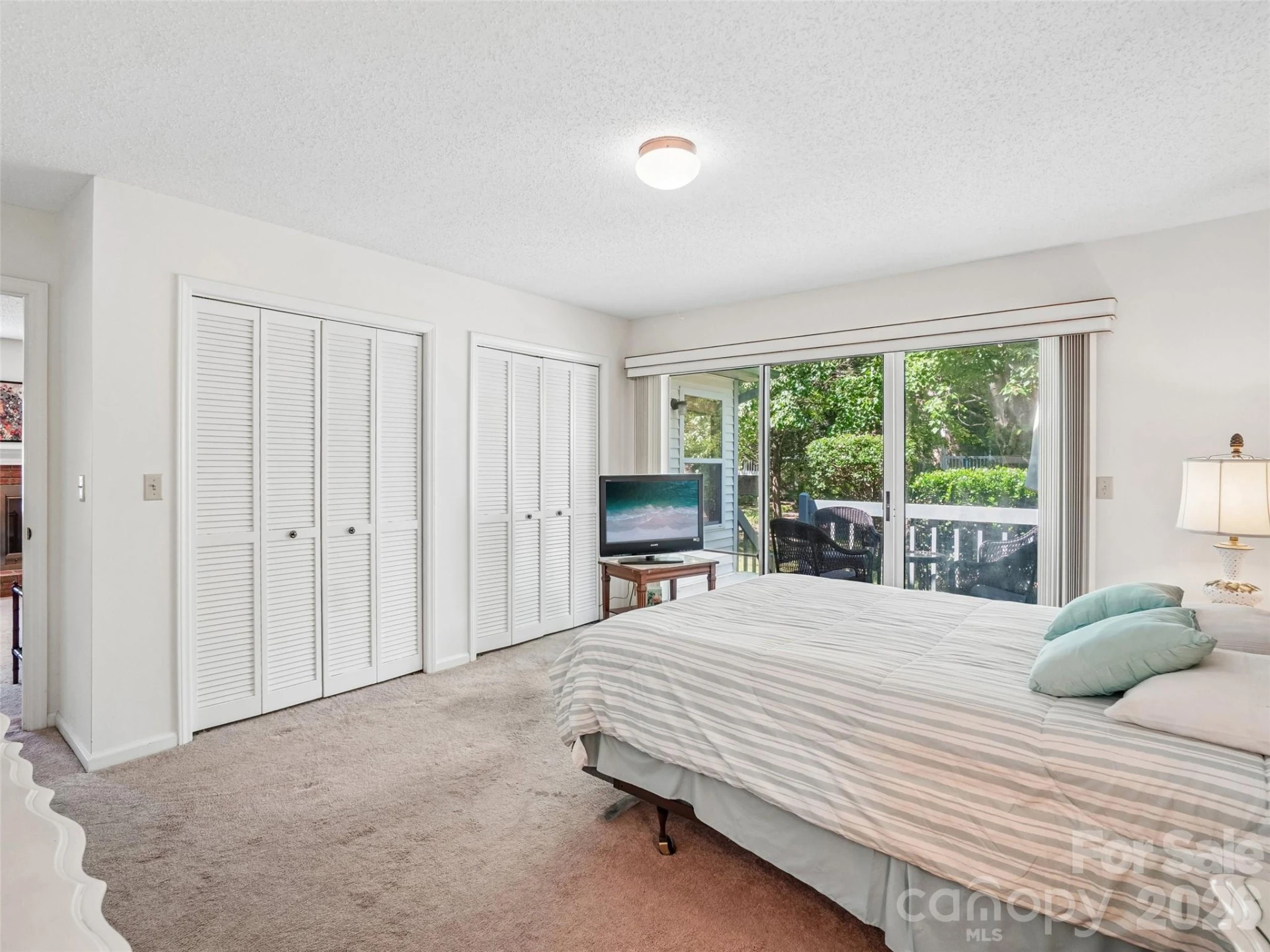 313 Somerton Court - Photo 22