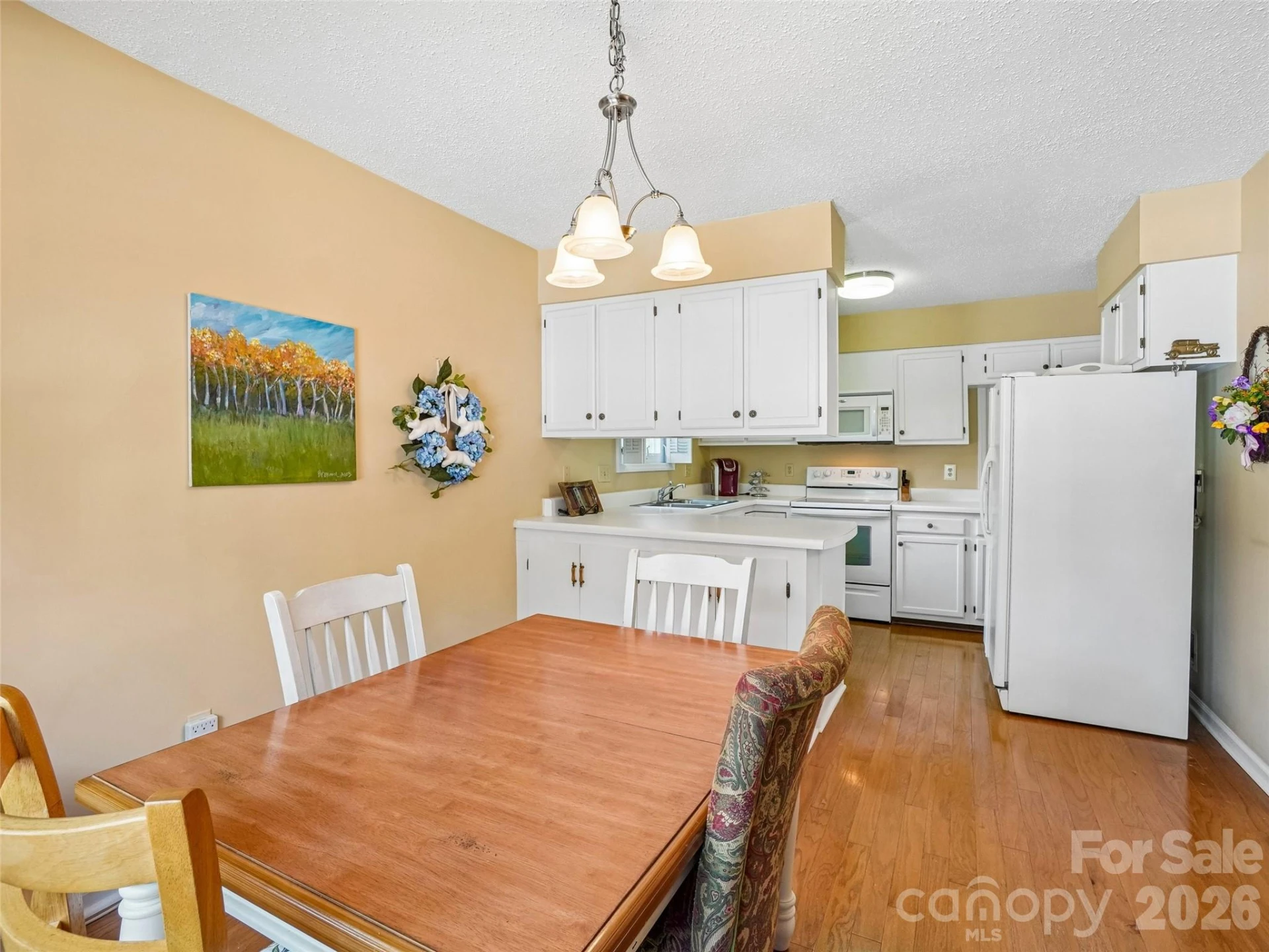 313 Somerton Court - Photo 9