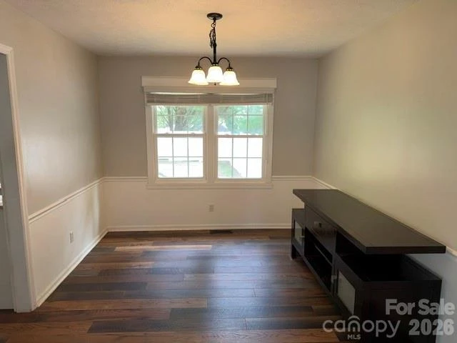 1376 Glenheath Drive - Photo 6