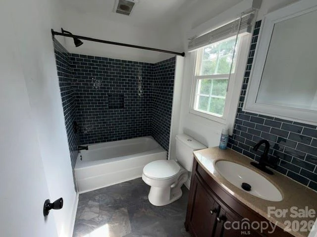 1376 Glenheath Drive - Photo 8