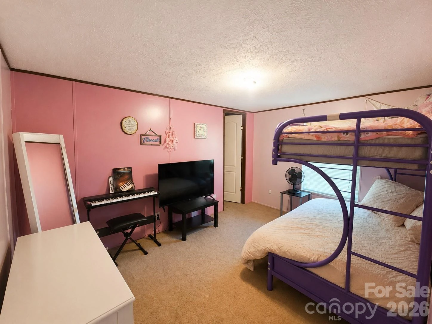 195 Hollywood Street - Photo 10