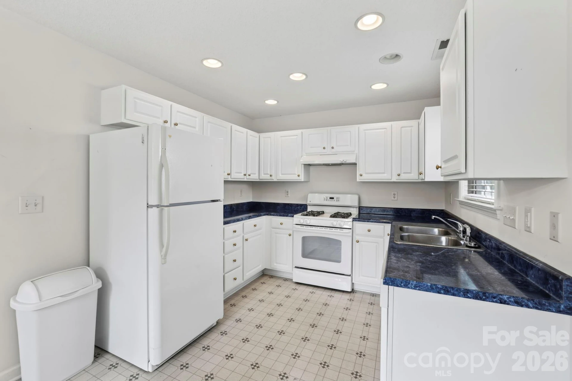 99 Yadkin Road - Photo 14