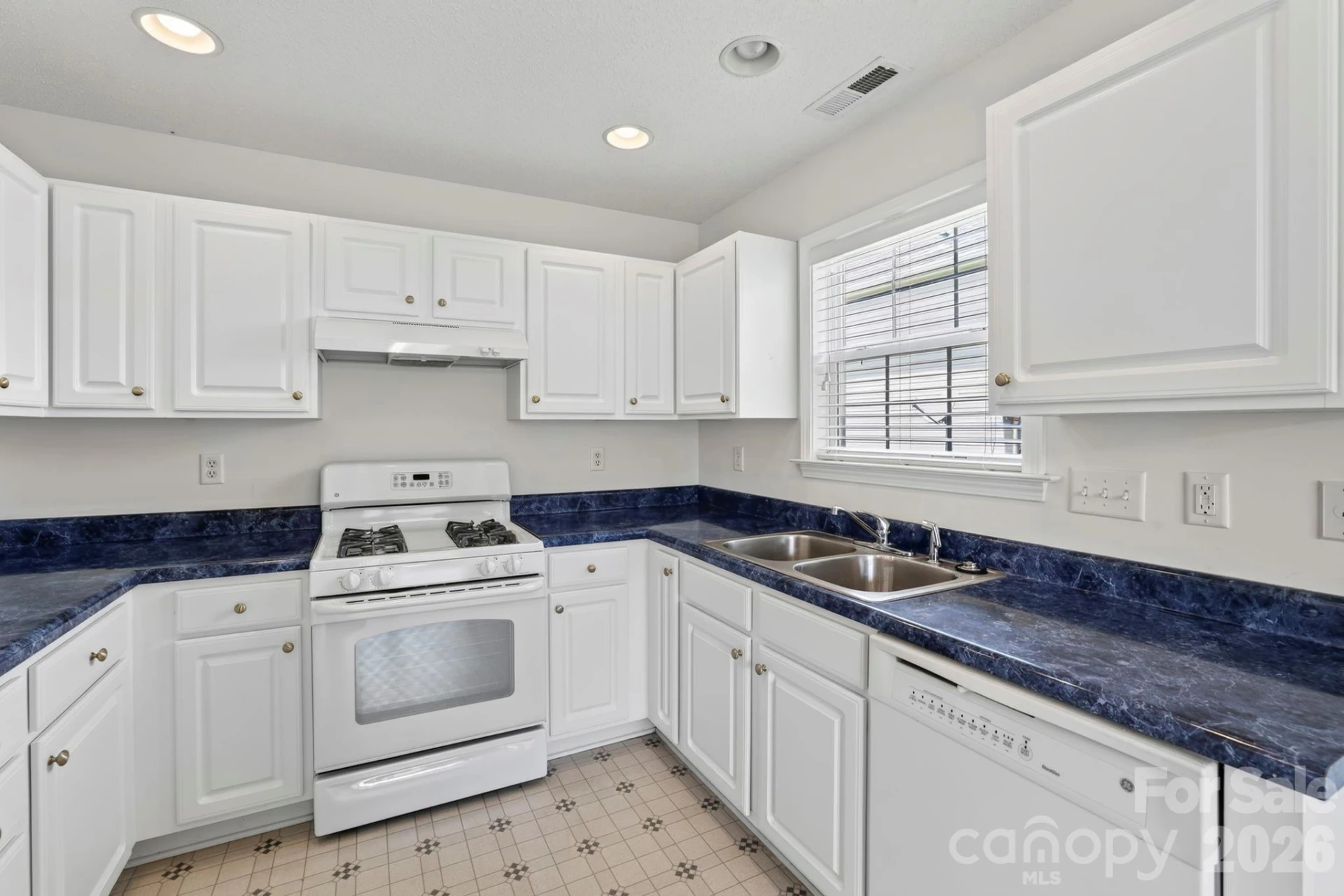 99 Yadkin Road - Photo 15