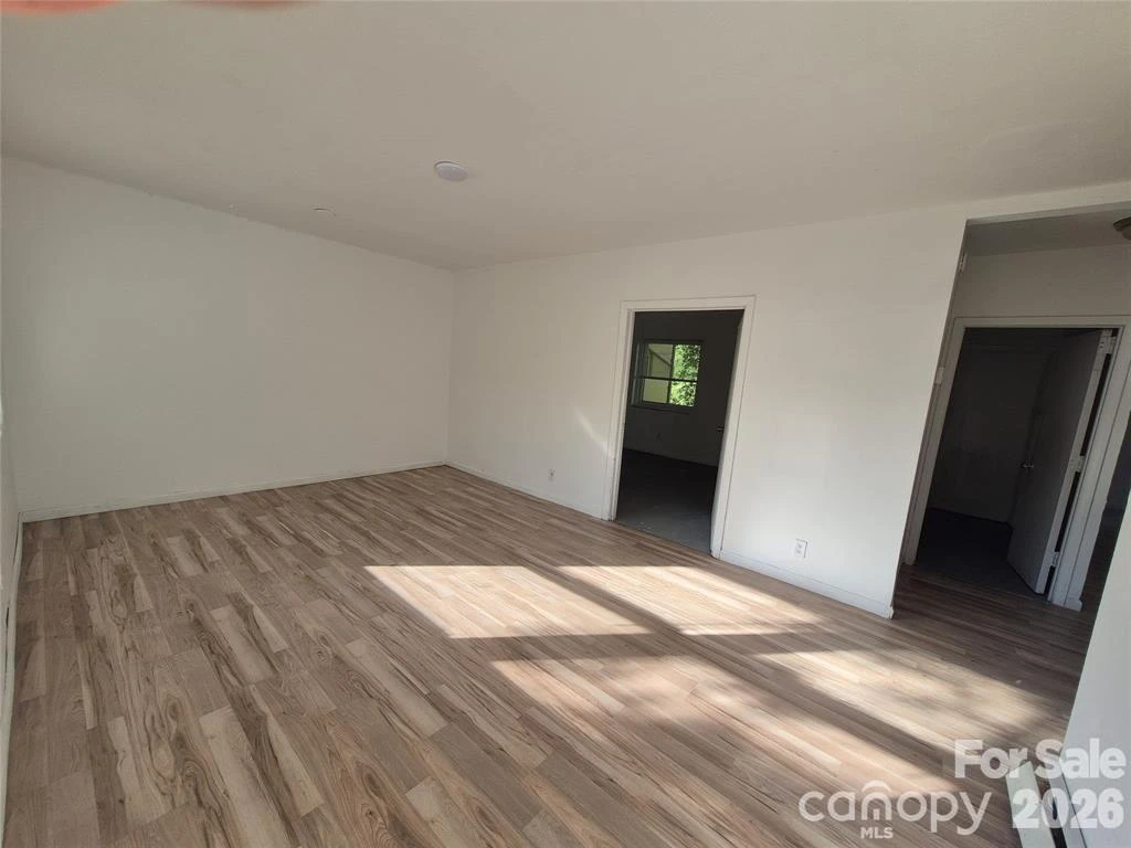 1745 Meadowbrook Terrace - Photo 12