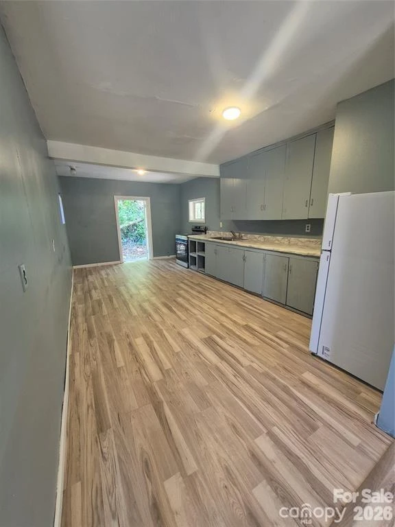 1745 Meadowbrook Terrace - Photo 7