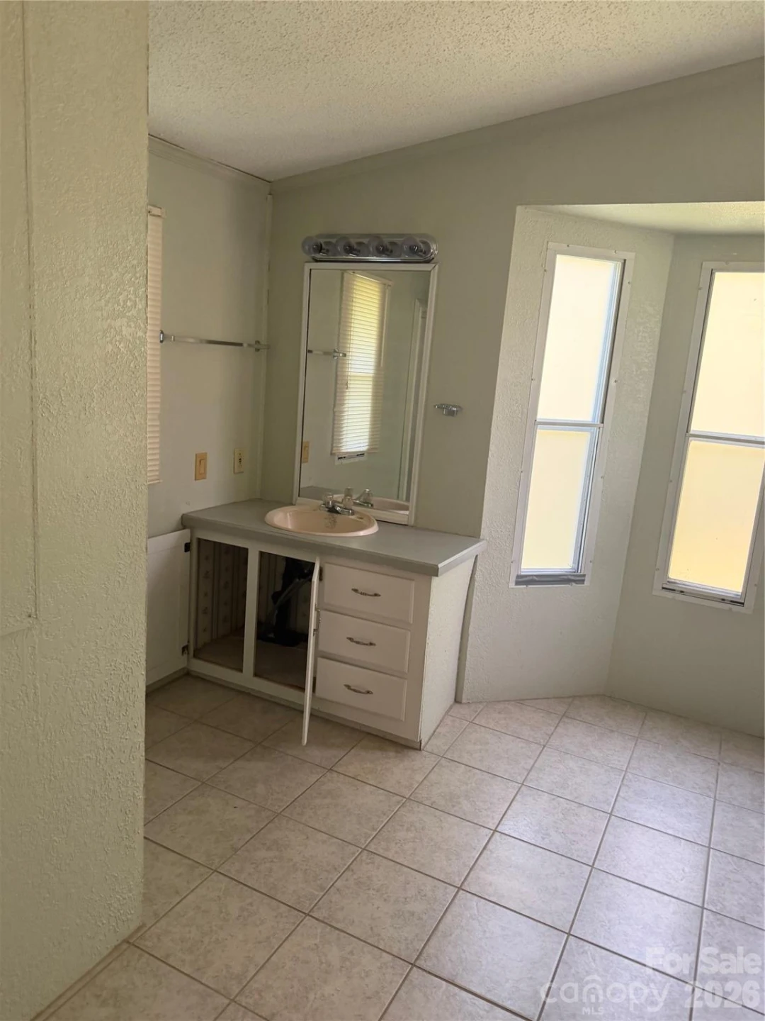 69 Woodmont Drive - Photo 8