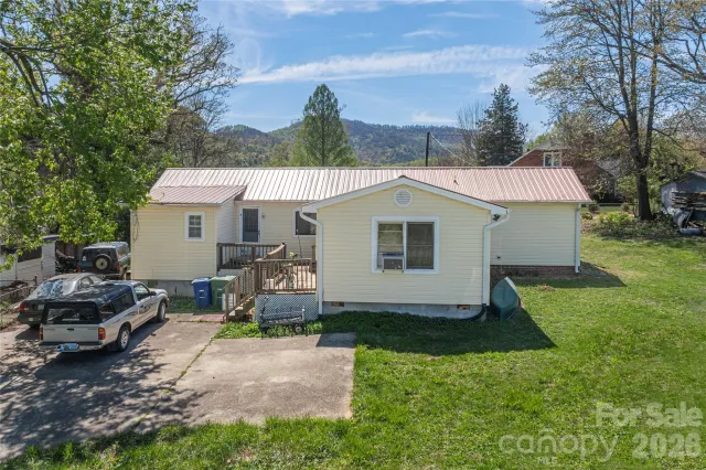 11 E Porter Road, Asheville, NC, 28803
