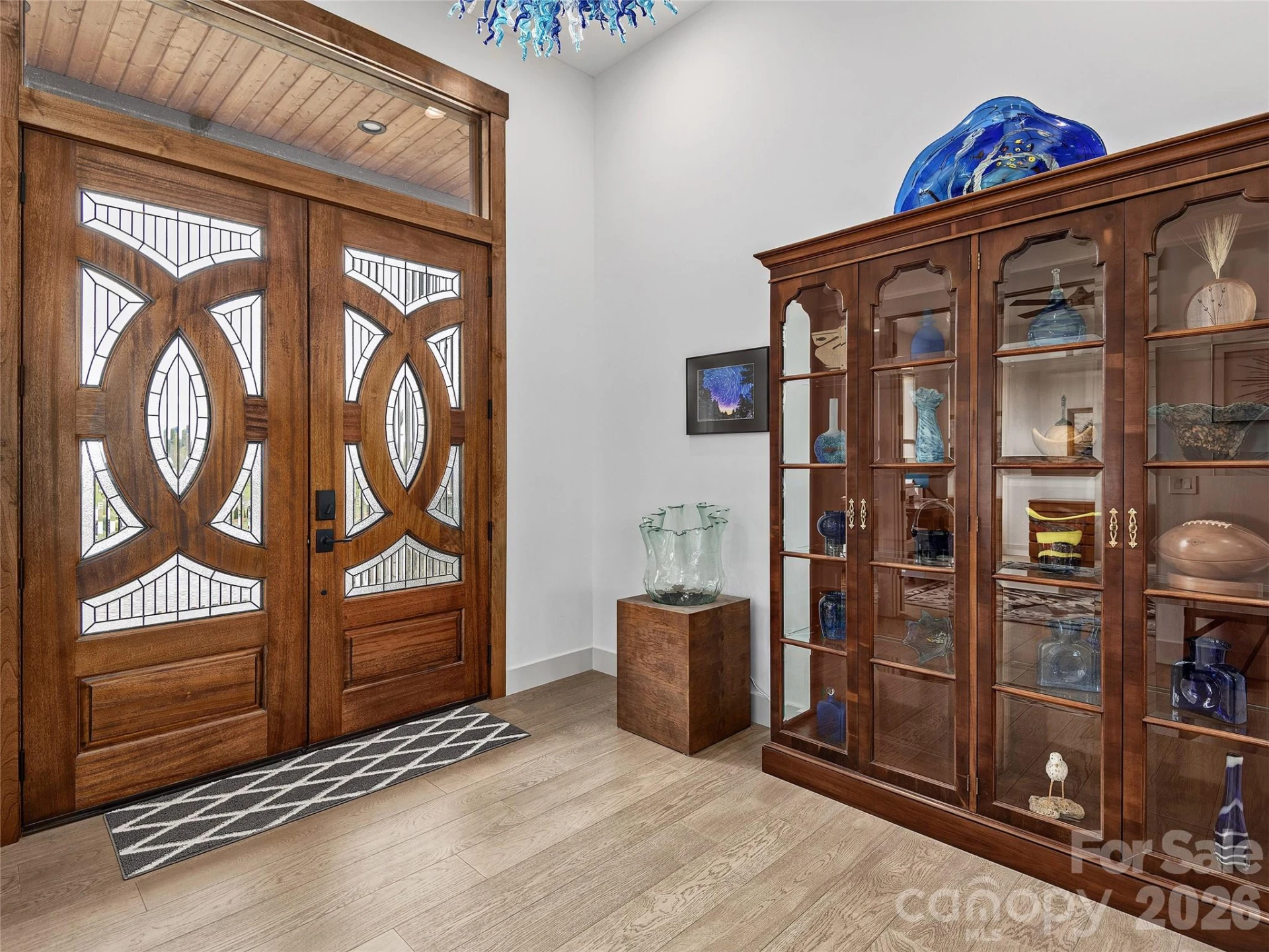 696 Daniel Circle Drive - Photo 2