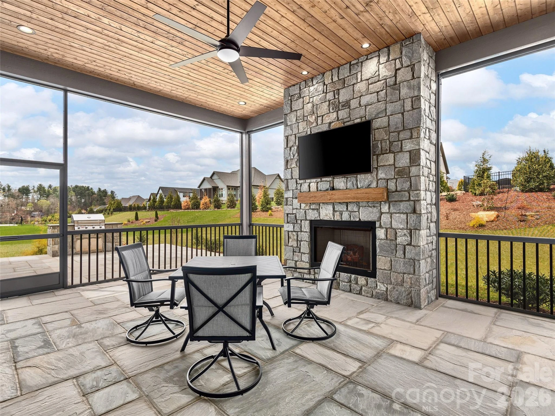 696 Daniel Circle Drive - Photo 12