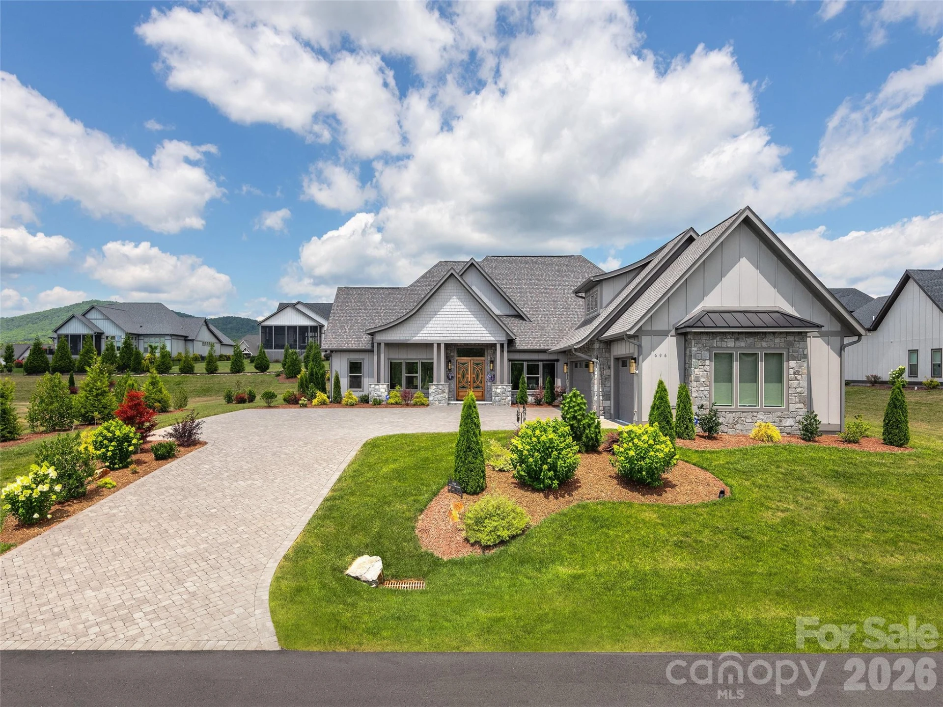 696 Daniel Circle Drive - Photo 31