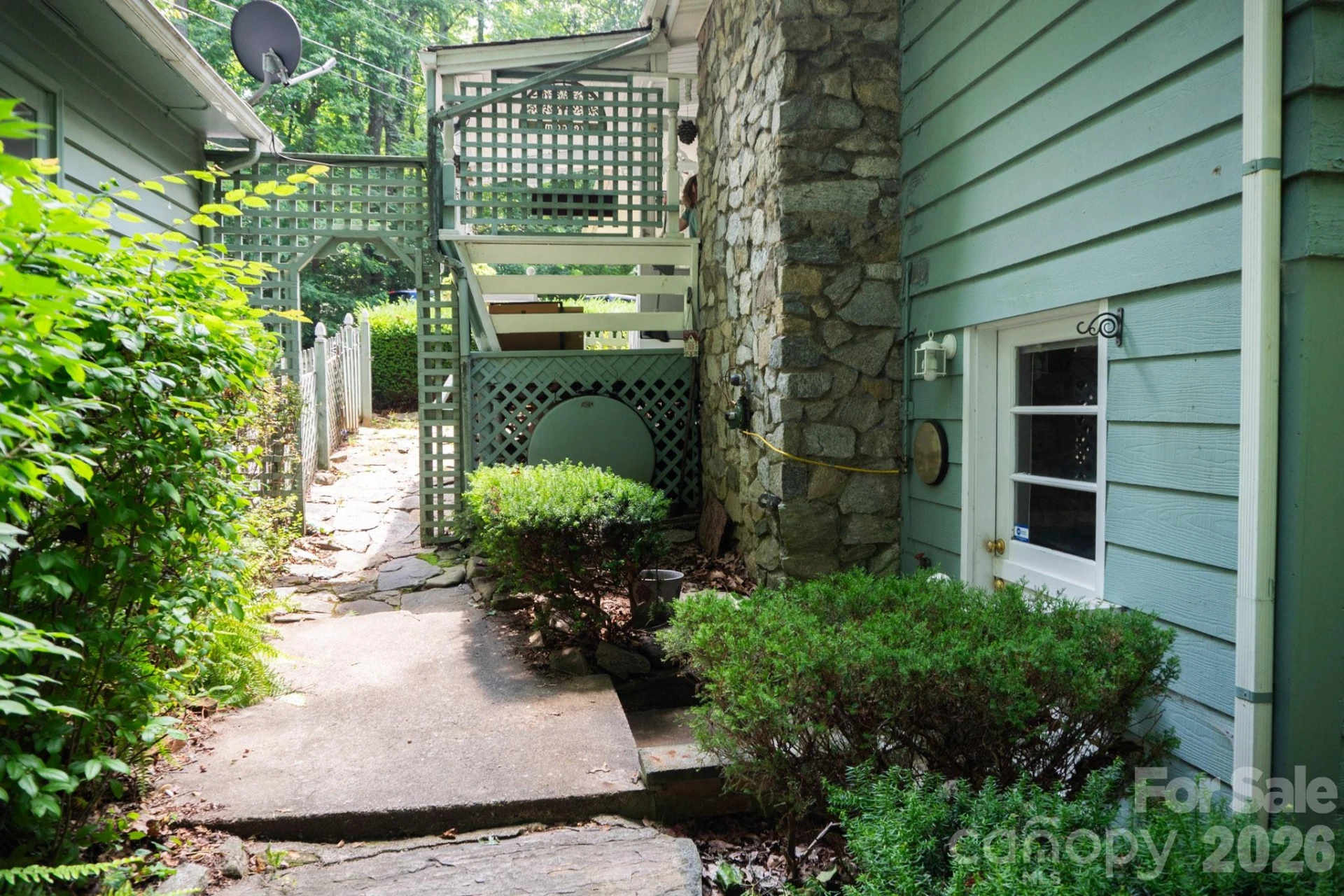 104 Ash Drive - Photo 14