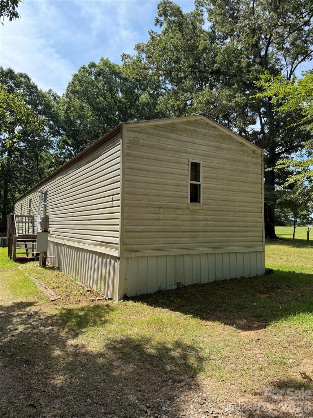 556 Gilbert Road - Photo 3