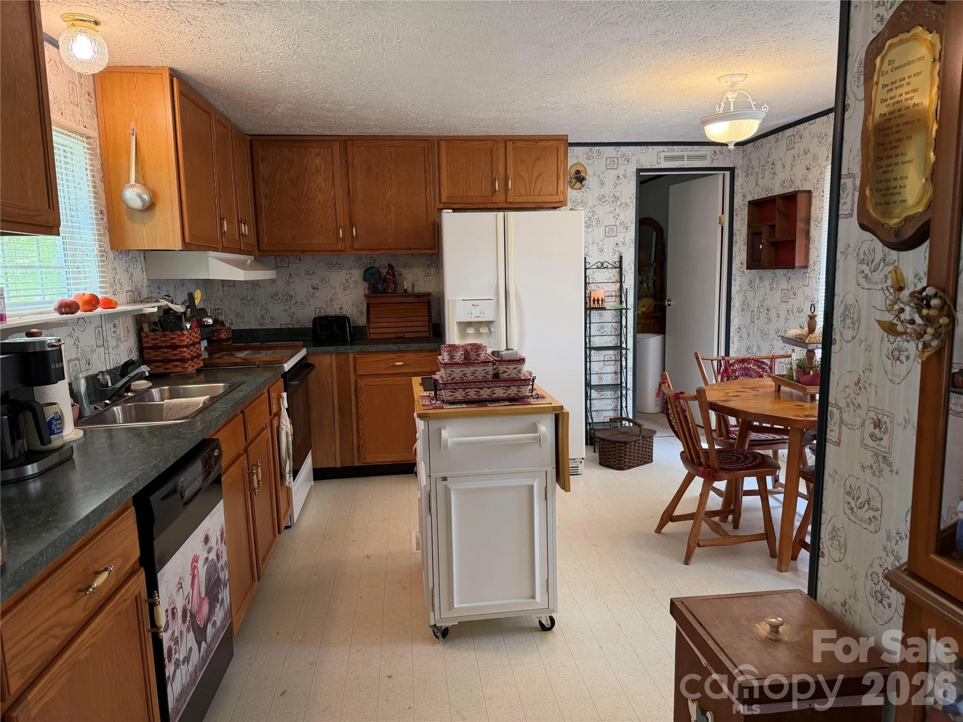 556 Gilbert Road - Photo 10