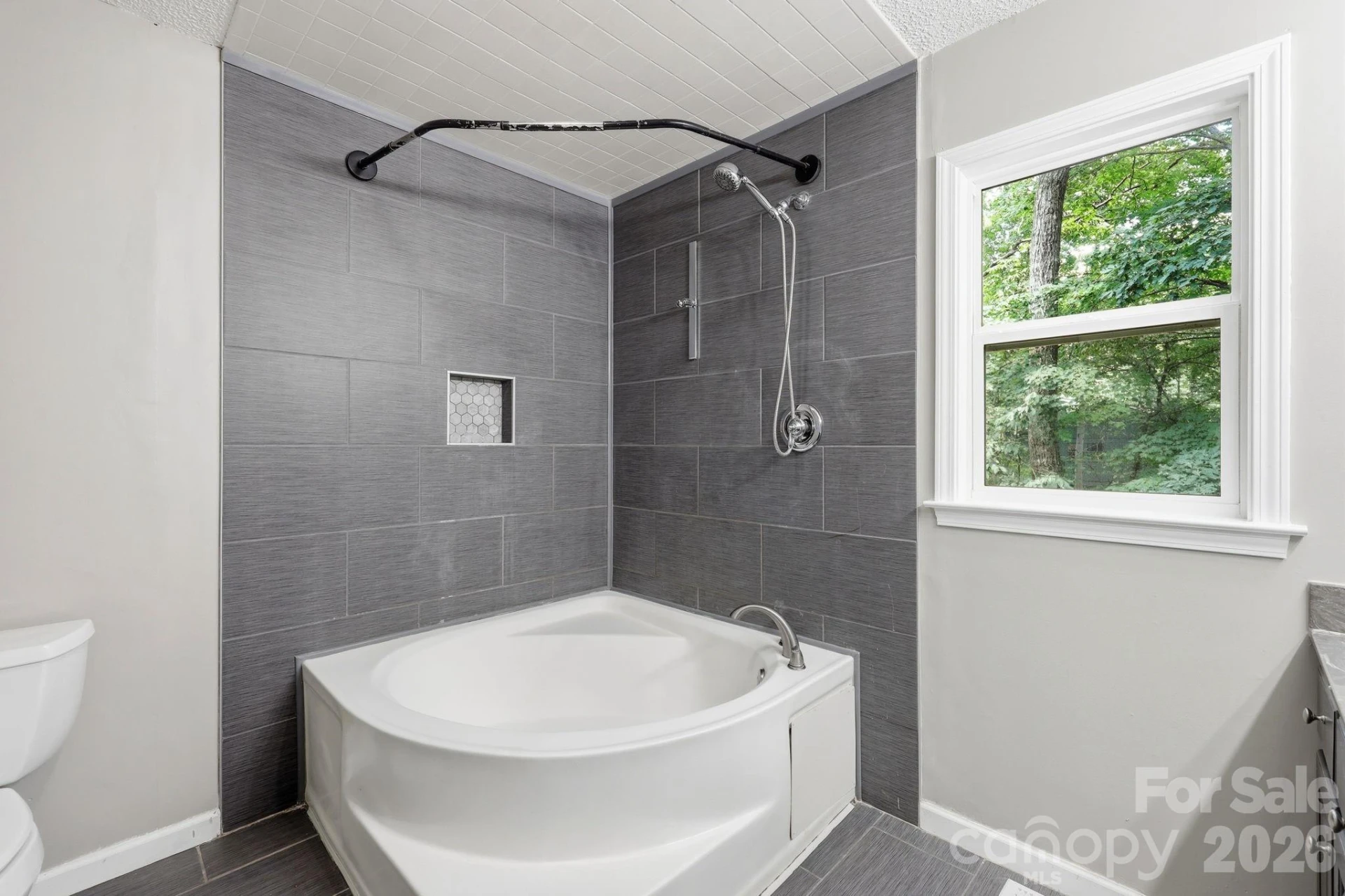 340 Oakwood Lane - Photo 15