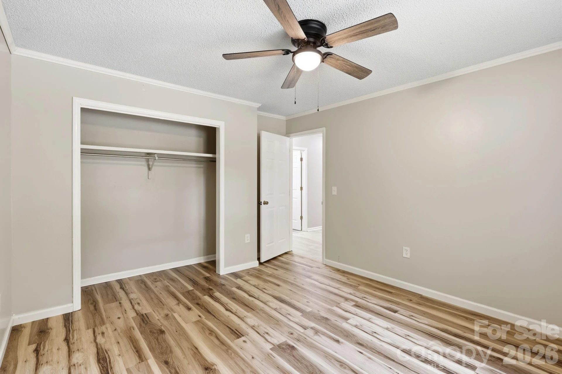 340 Oakwood Lane - Photo 17