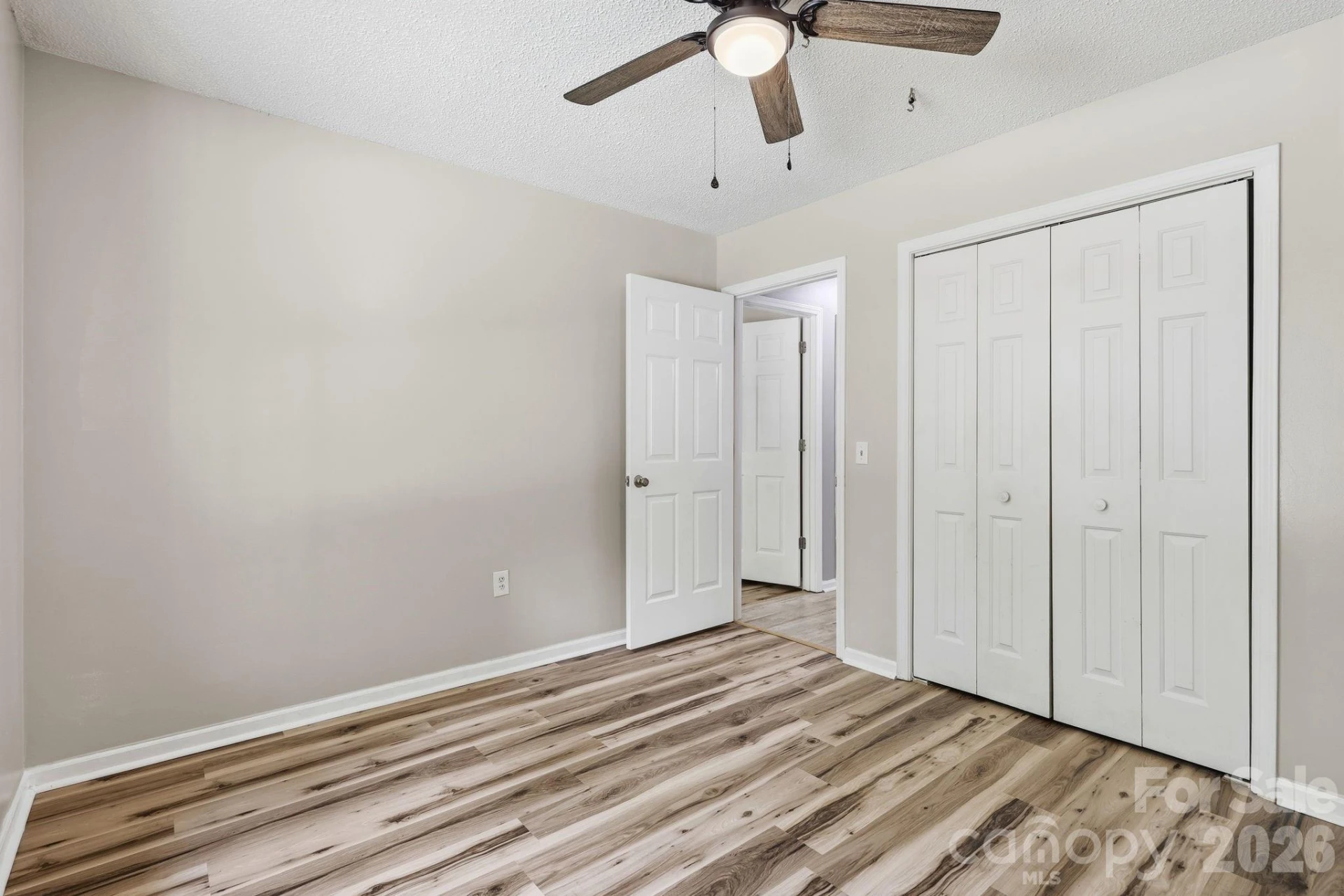 340 Oakwood Lane - Photo 18