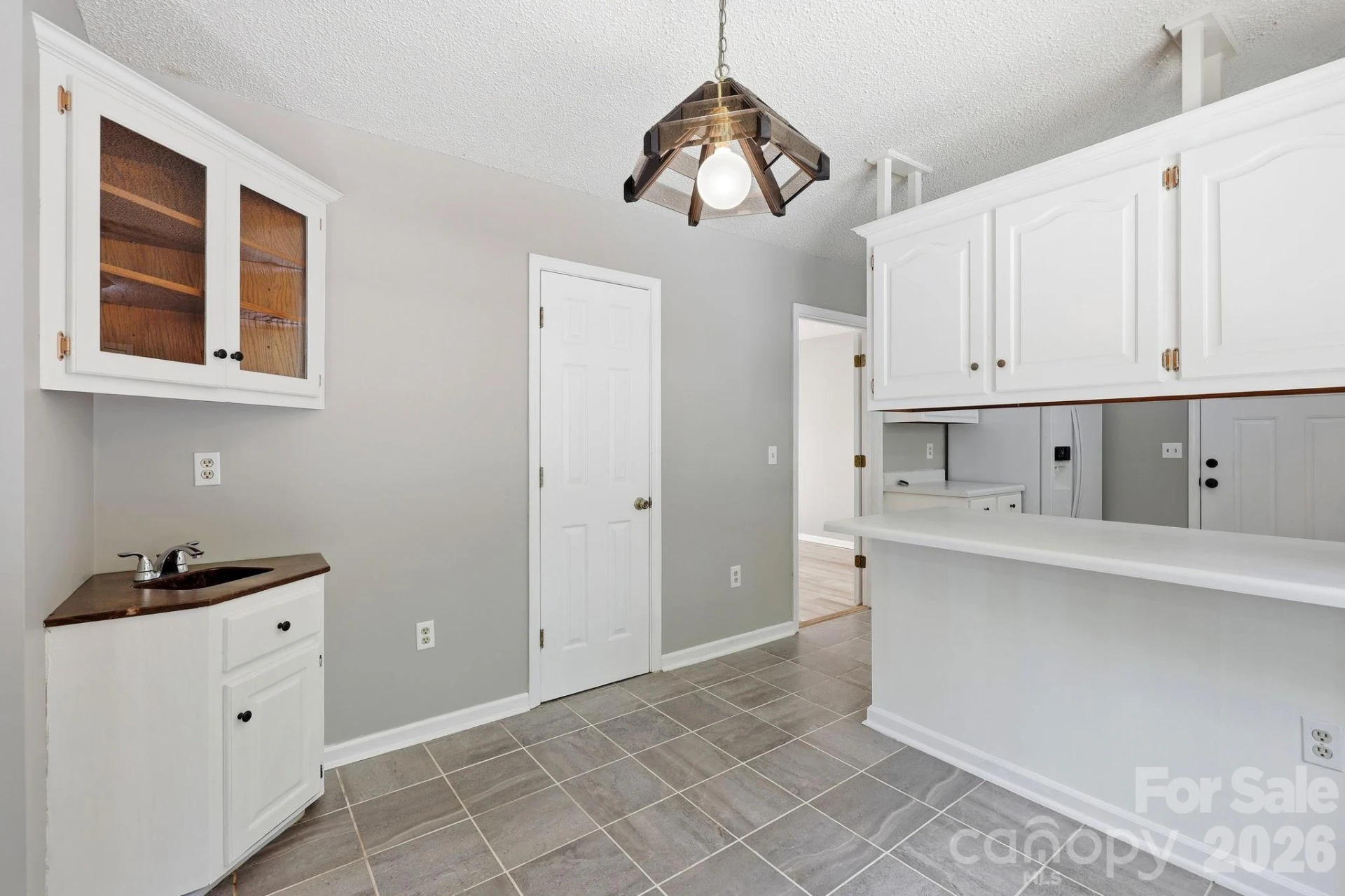 340 Oakwood Lane - Photo 5