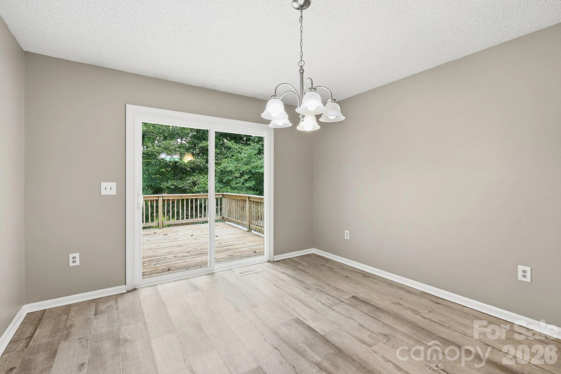 340 Oakwood Lane - Photo 7