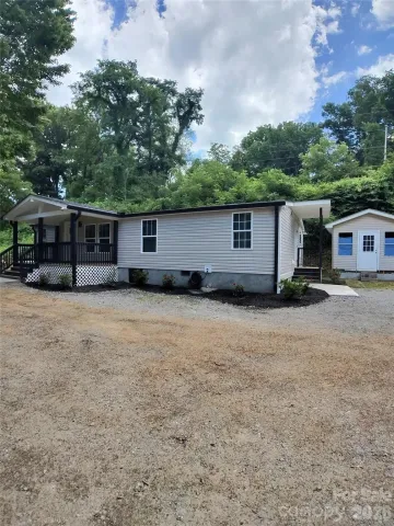64 P J Drive, Waynesville, NC, 28786