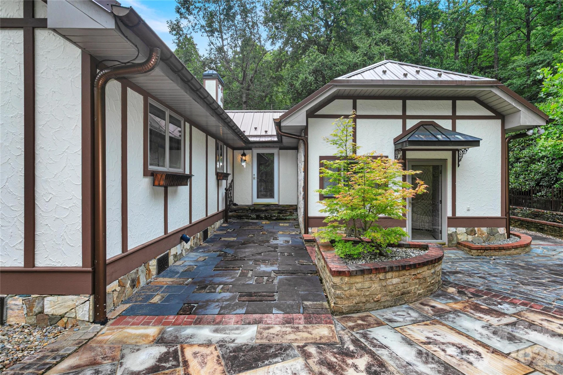 275 Hubbard Hollow Road - Photo 9