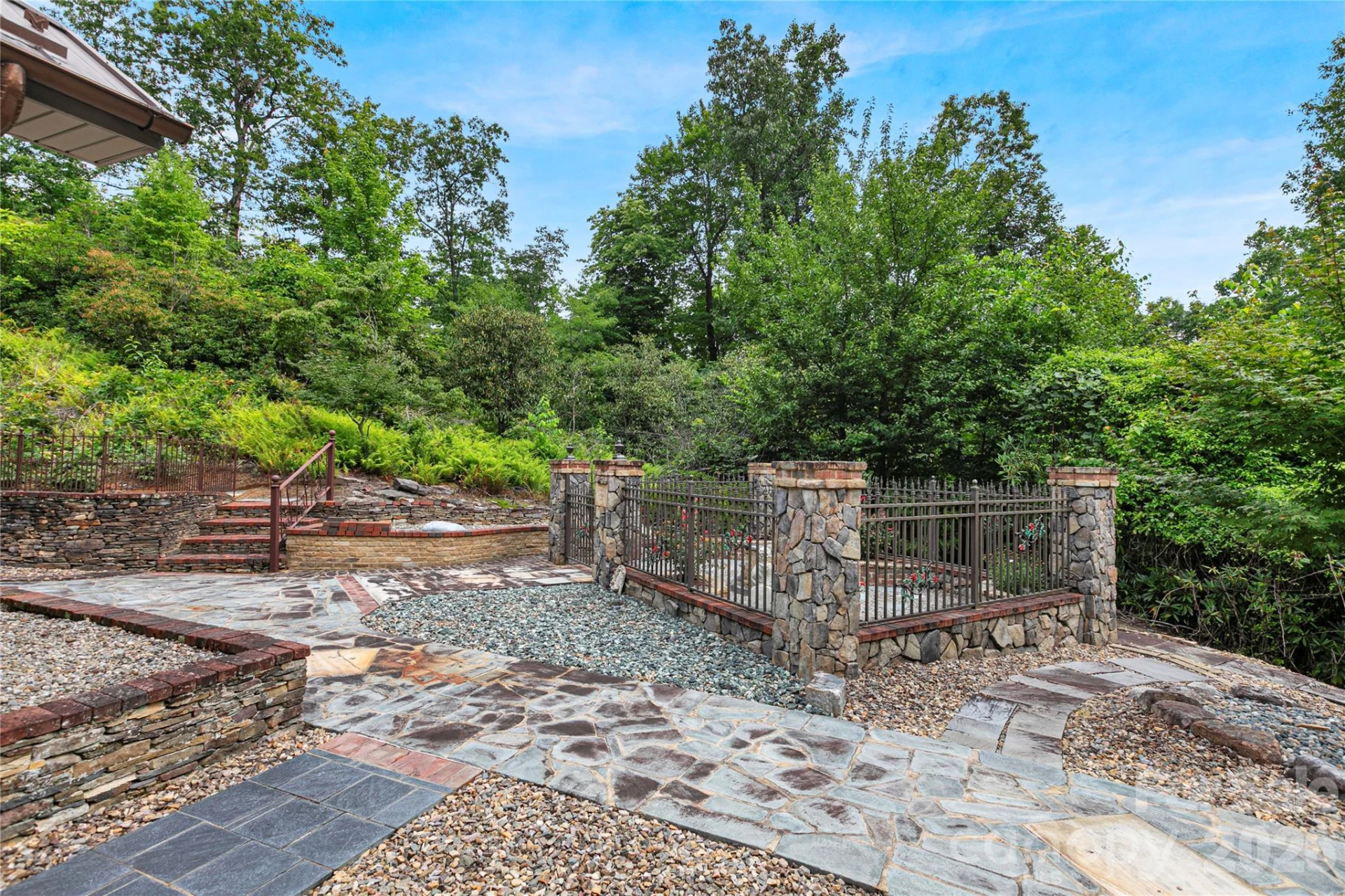 275 Hubbard Hollow Road - Photo 14