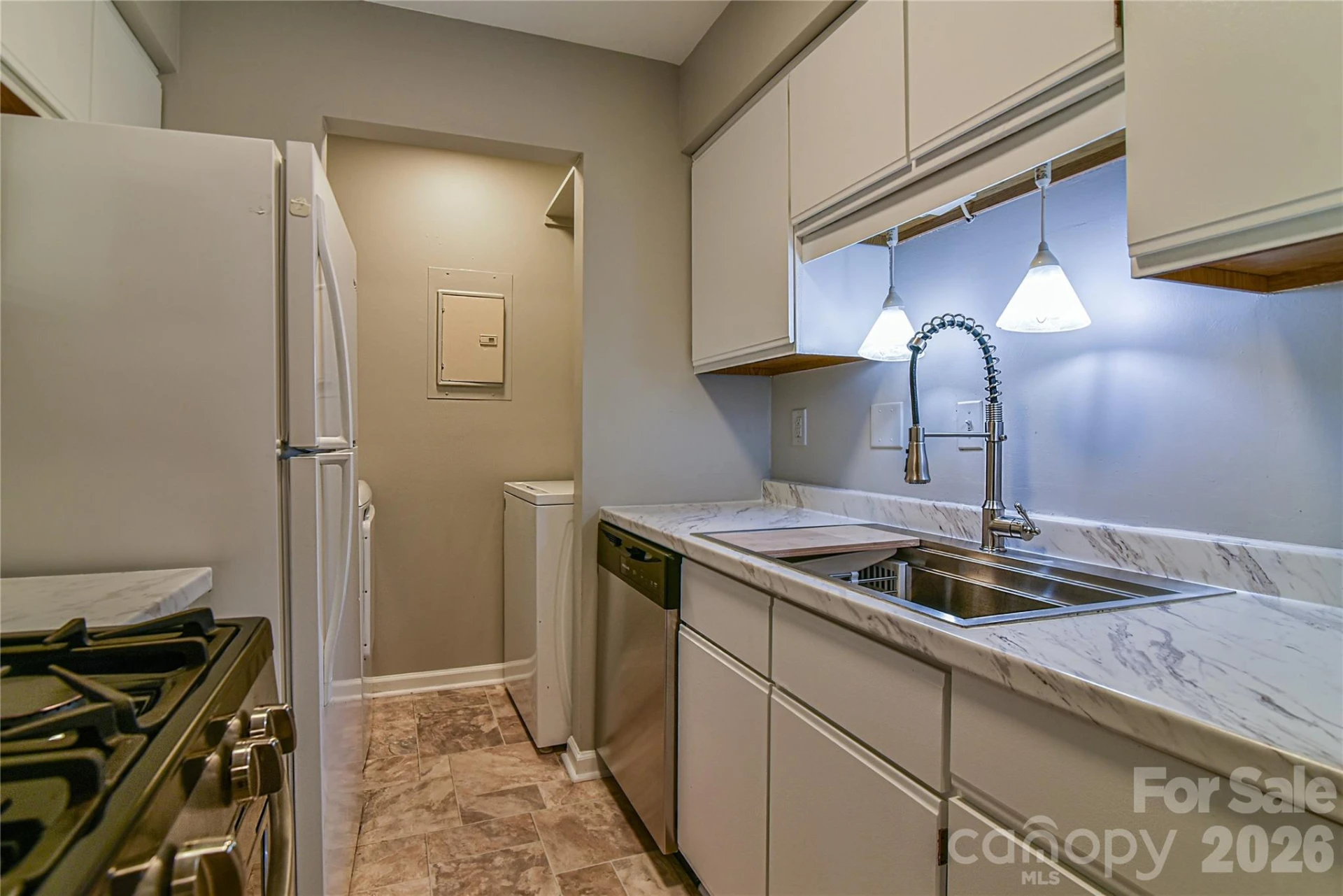 110 Heywood Road #8D - Photo 7